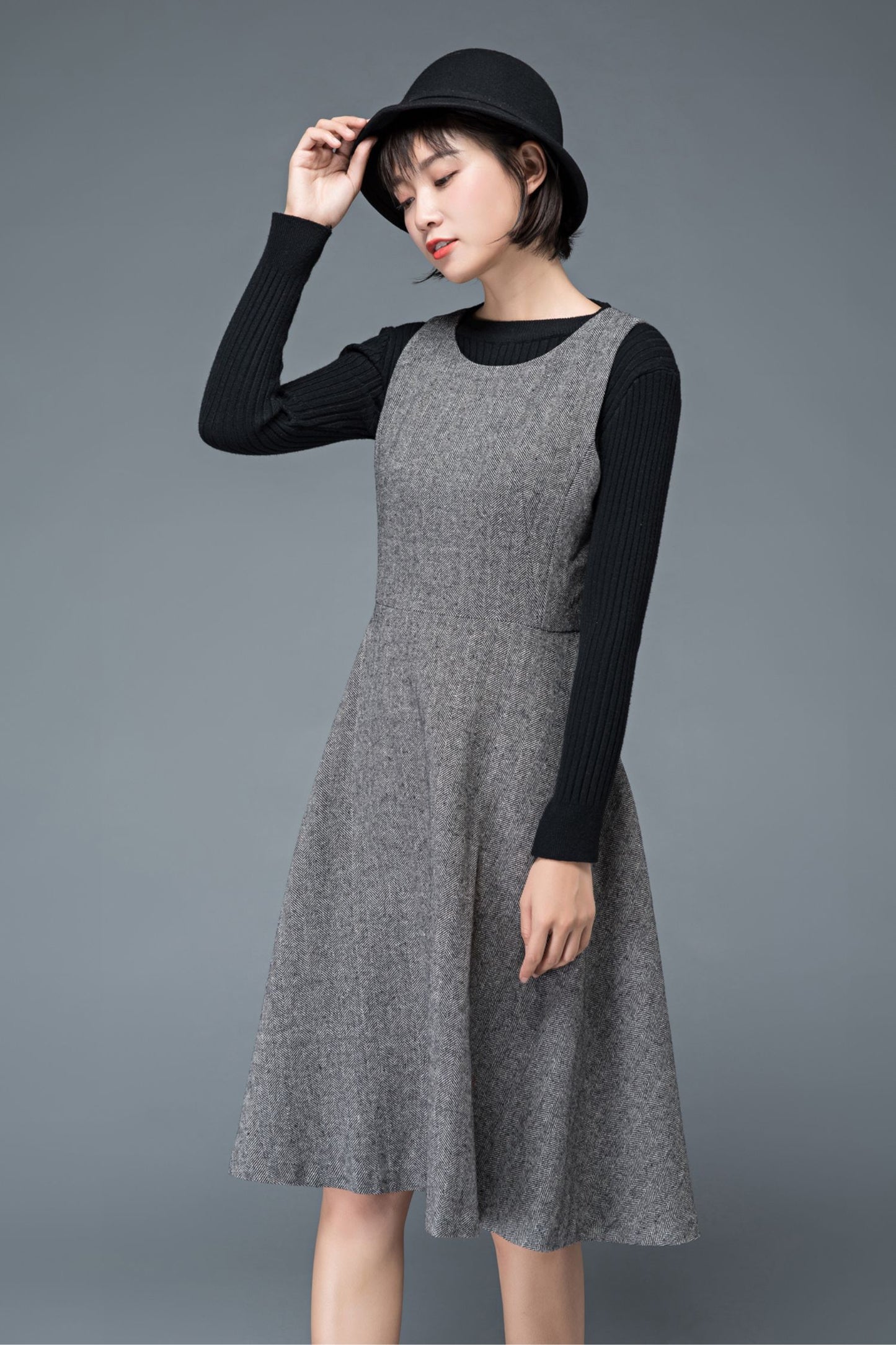 Sleeveless fit and flare winter wool dress C1191