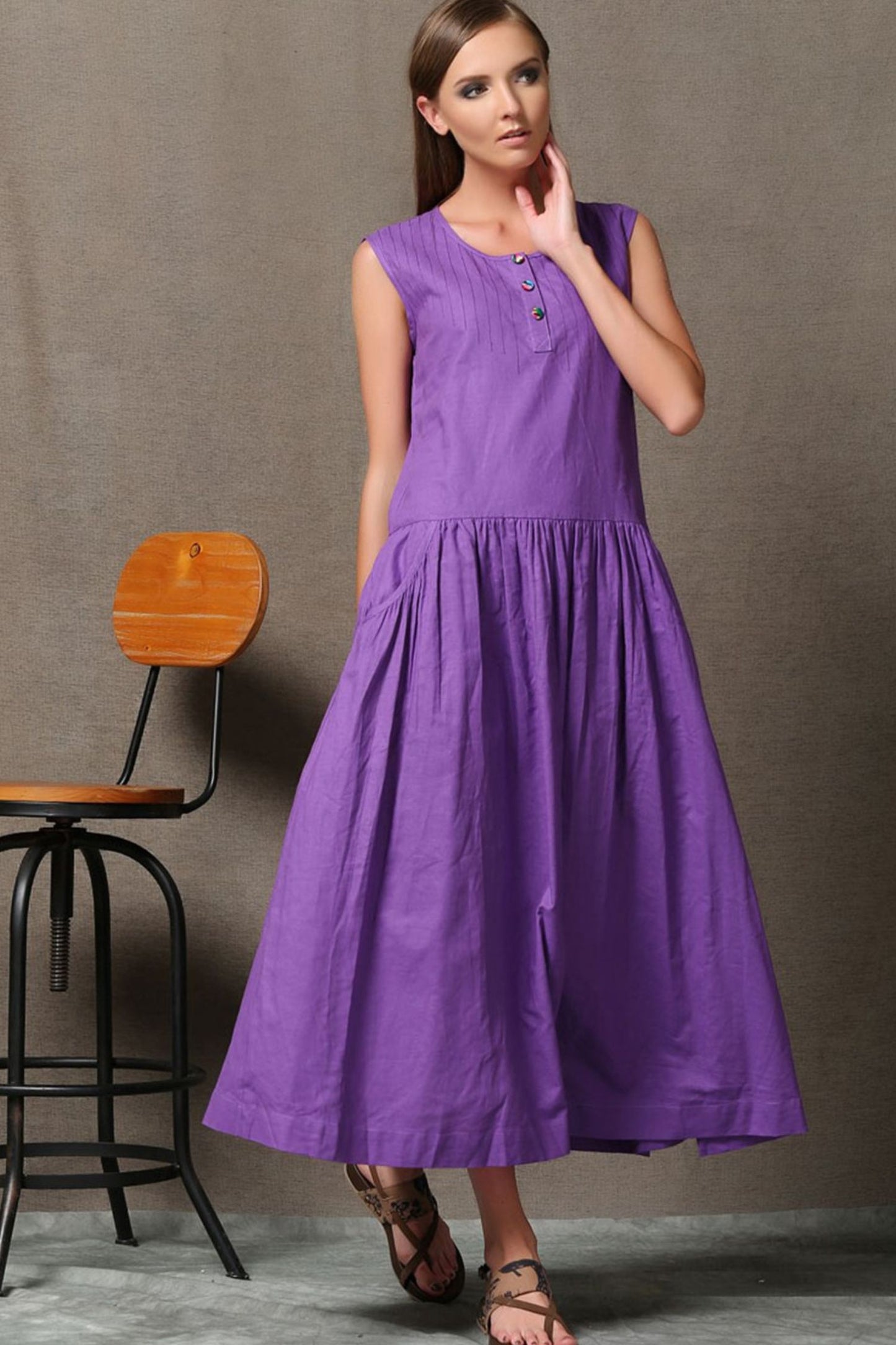 Purple Linen Dress - Loose-Fitting Fit and Flare Sleeveless Womens Dress with Pockets C541
