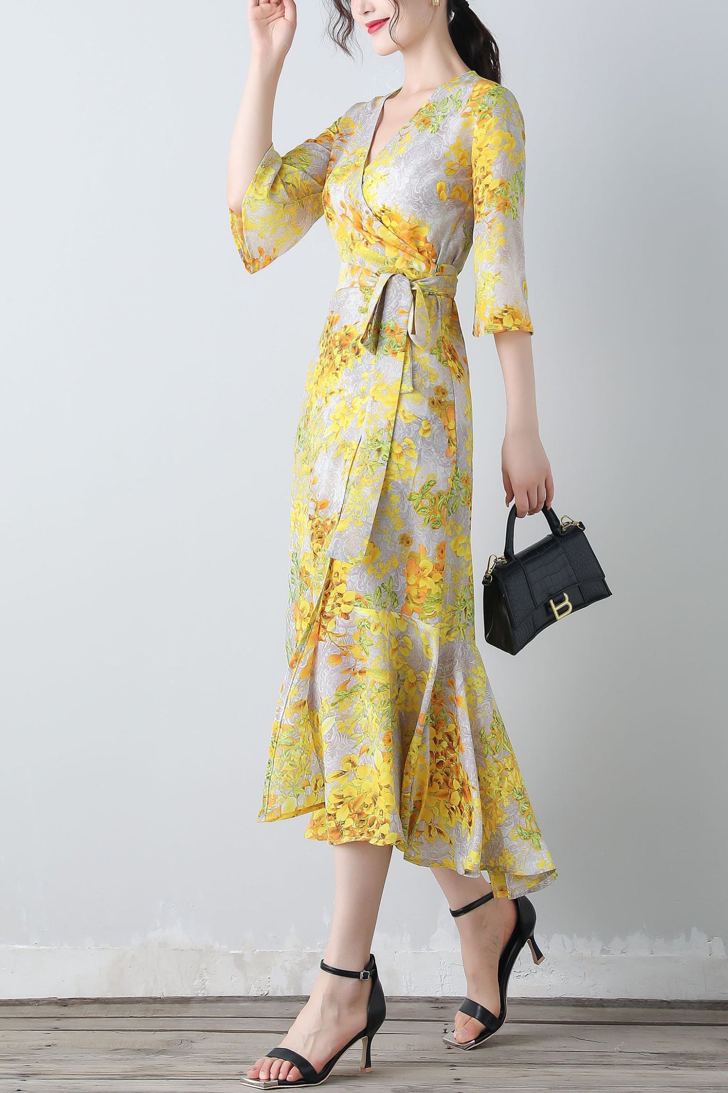 Yellow floral V-neck romantic dress C3453