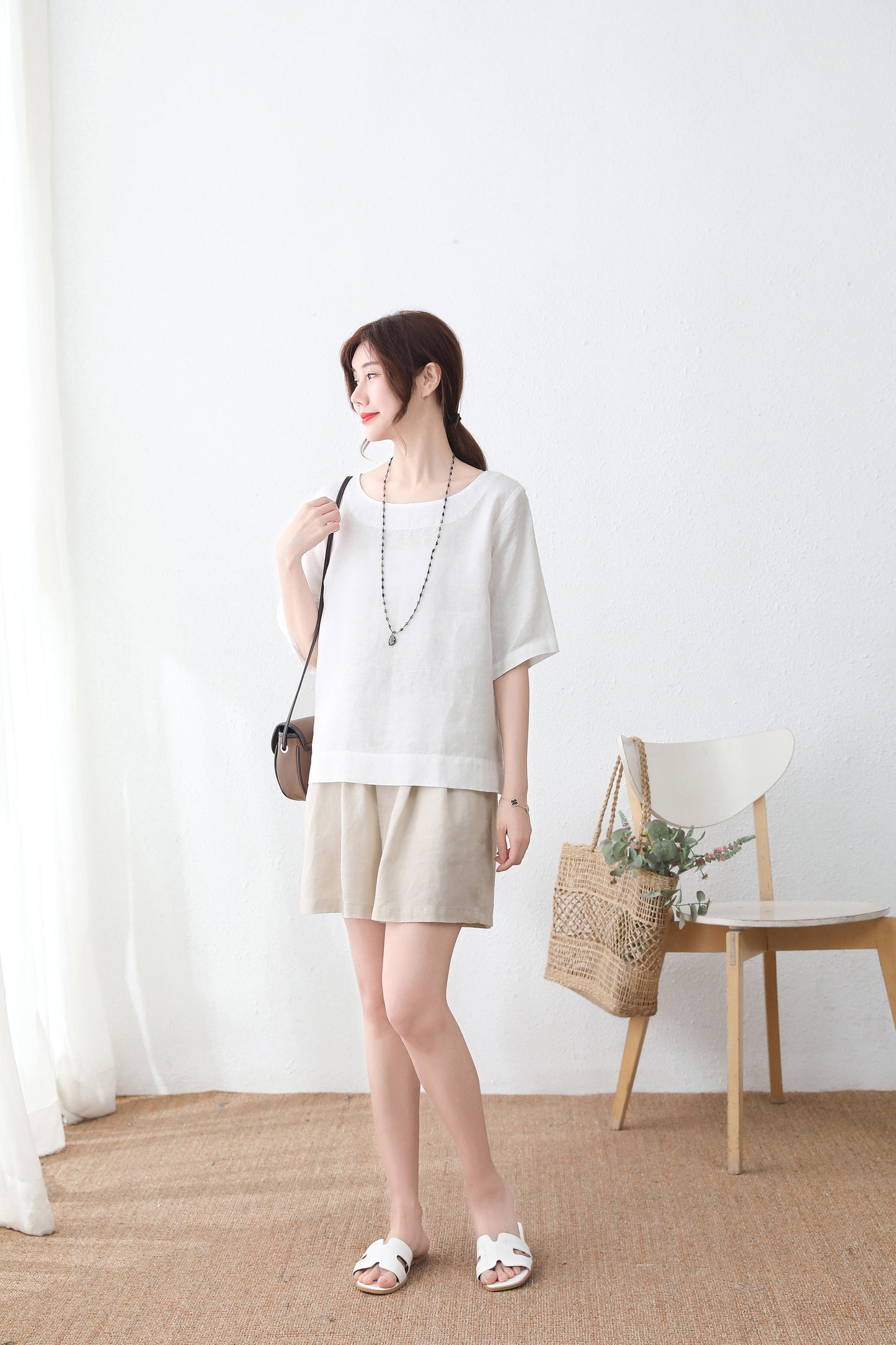 White Short sleeve summer linen blouse C4849