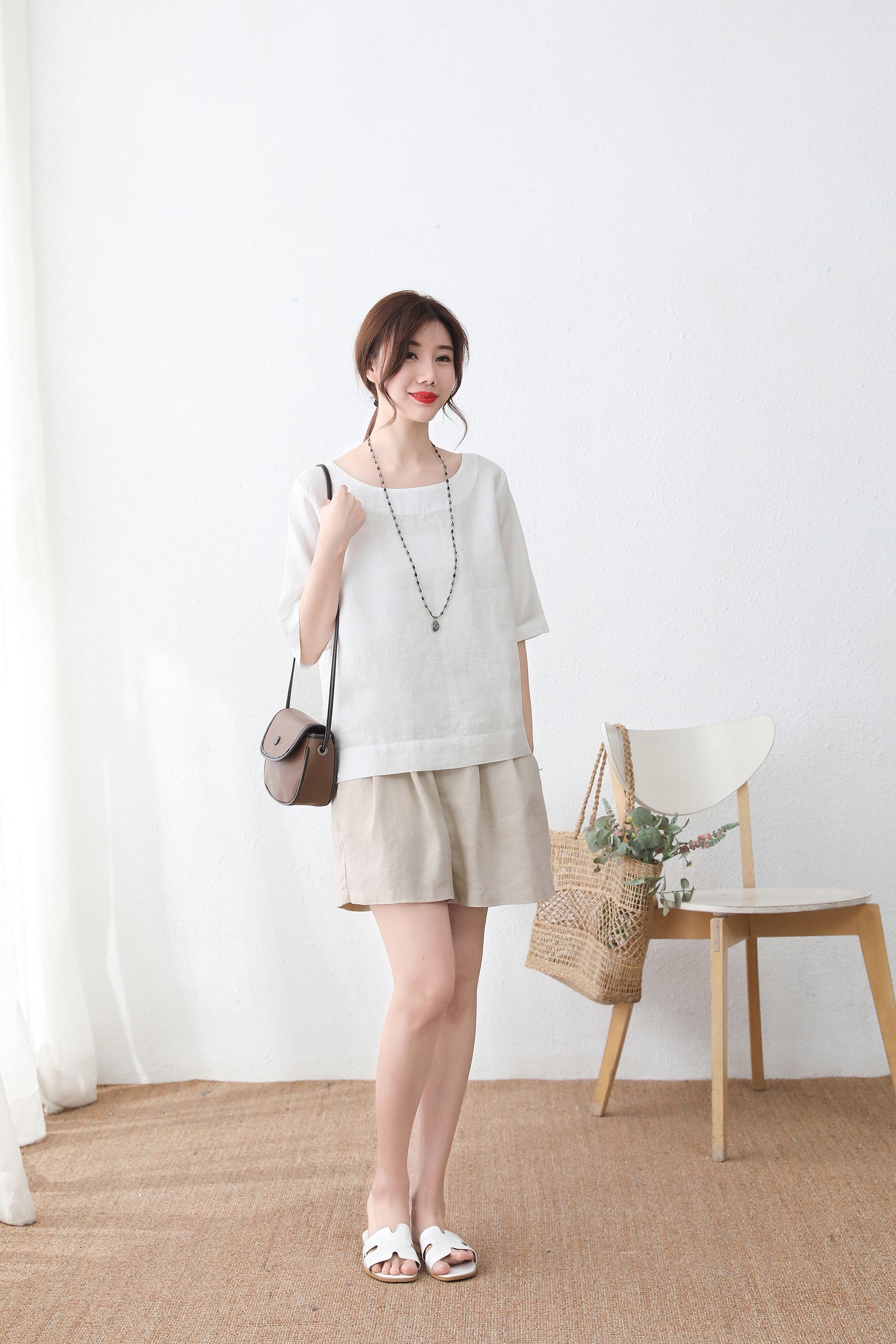 White Short sleeve summer linen blouse C4849