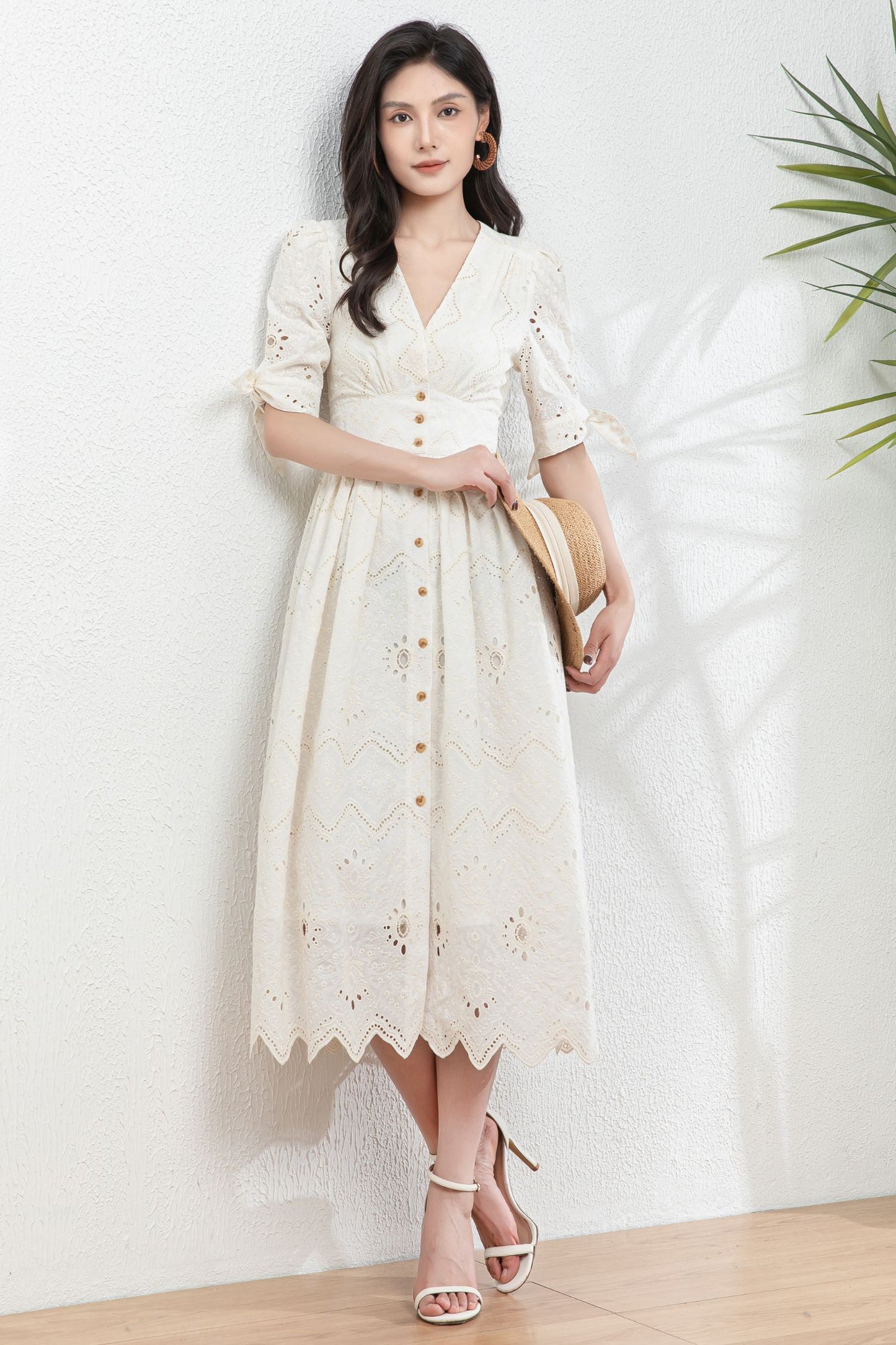 Cream White Embroidered Cotton Midi Dress c4980