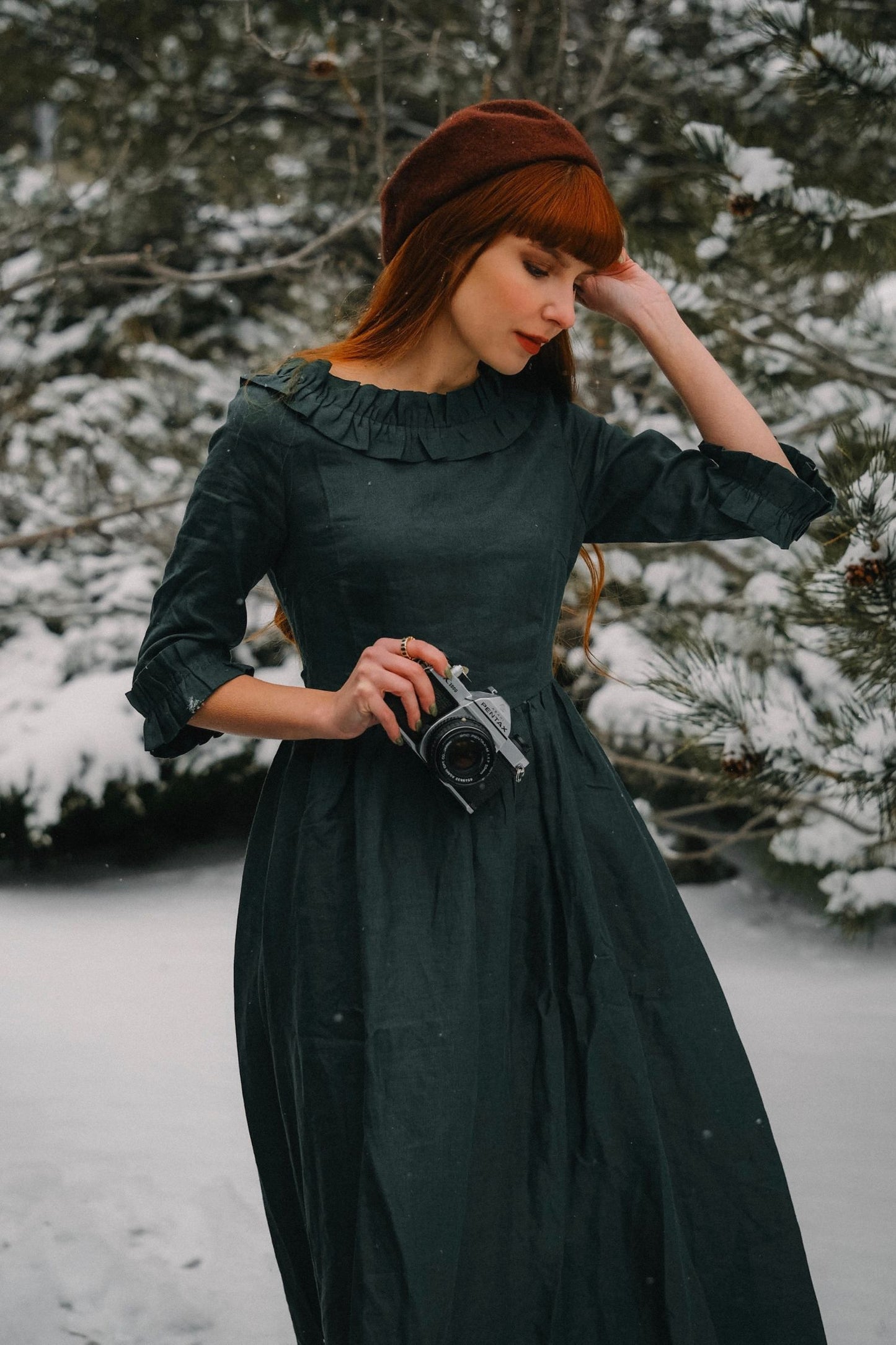 Green Linen maxi dress with ruffle c4164