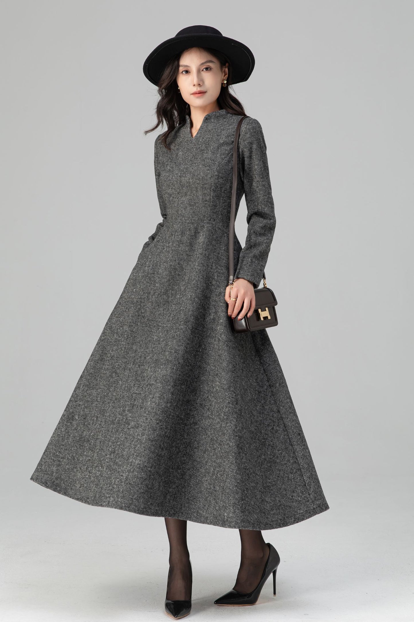 Warm Grey Long Sleeves Wool Maxi Dress C5204