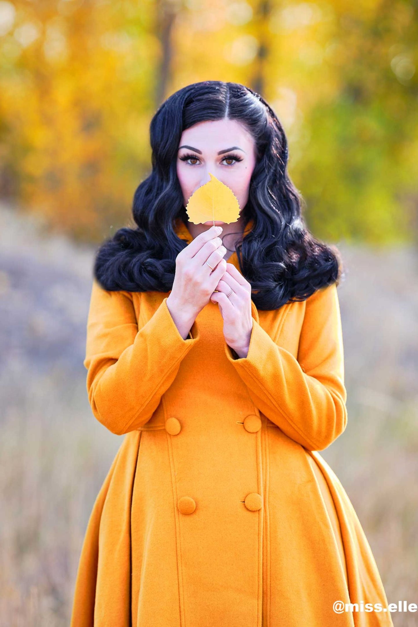 Double breasted fit and flare yellow wool coat C1768