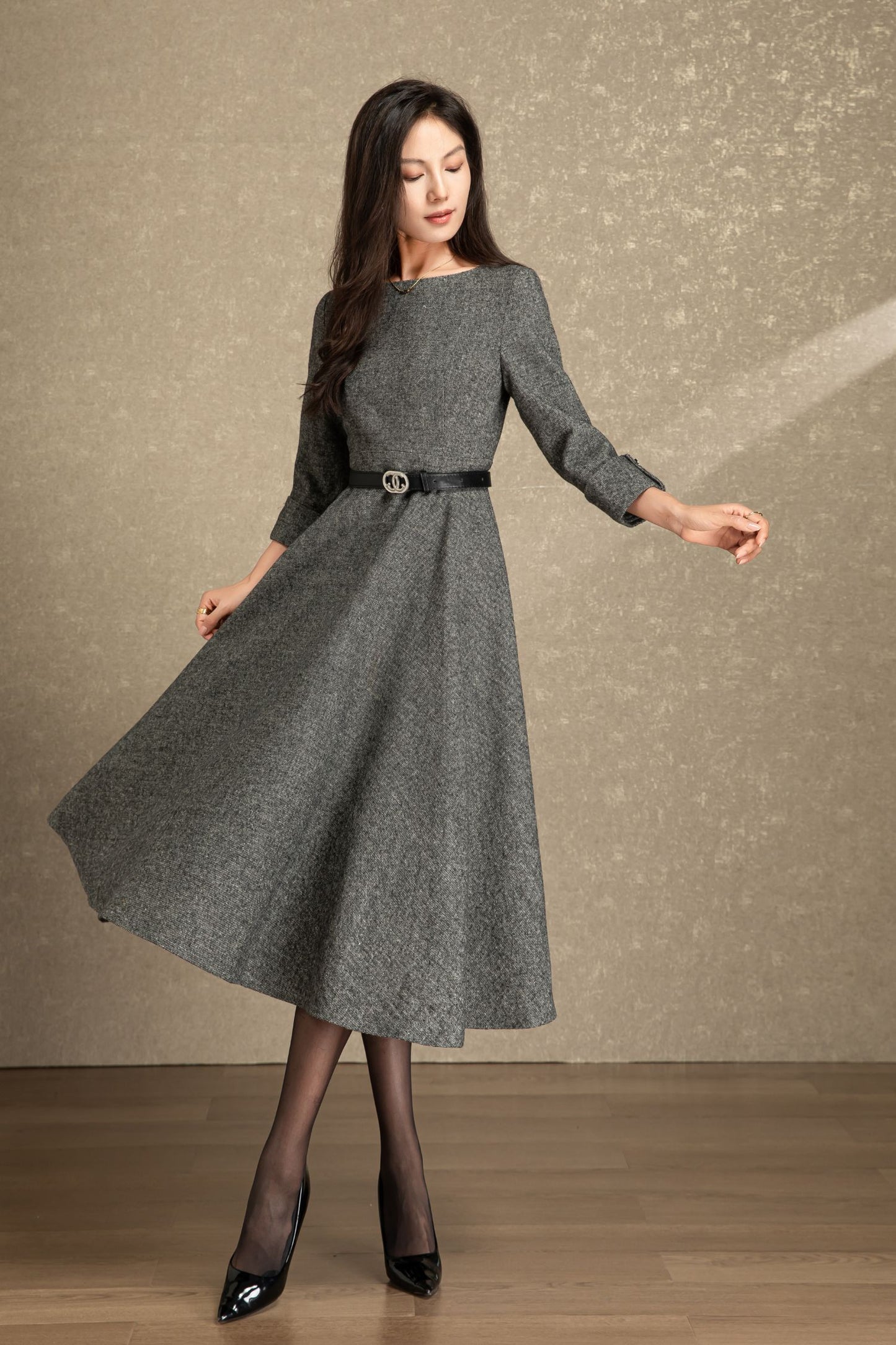 Gray midi fit and flare wool dress C4495