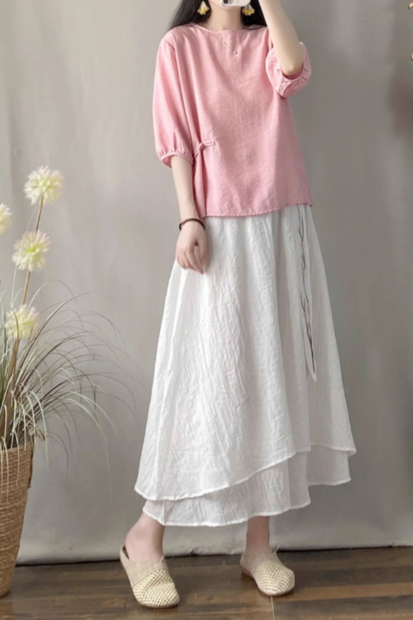 Loose fitting casual summer linen blouse C5052