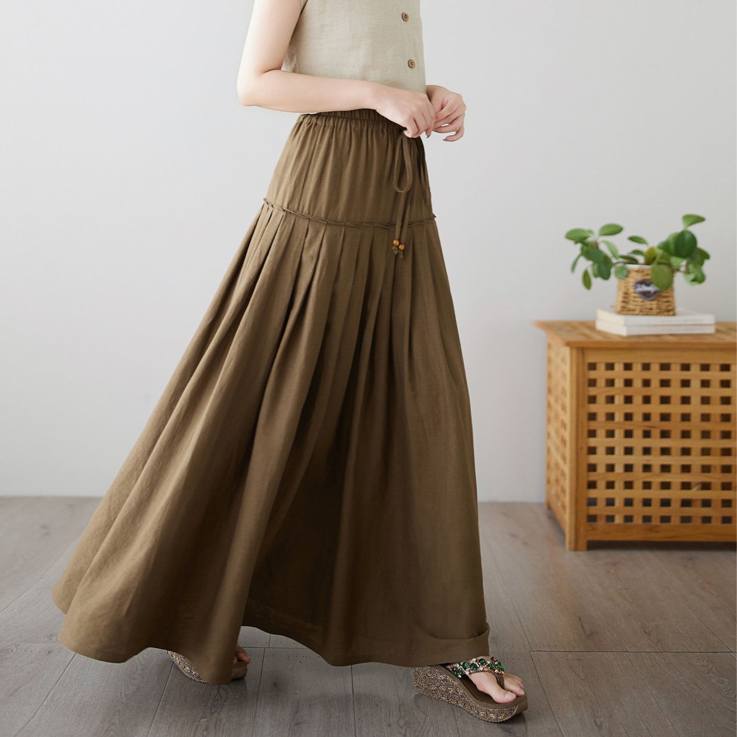Brown Flowy Pleated A-line Skirt c4892