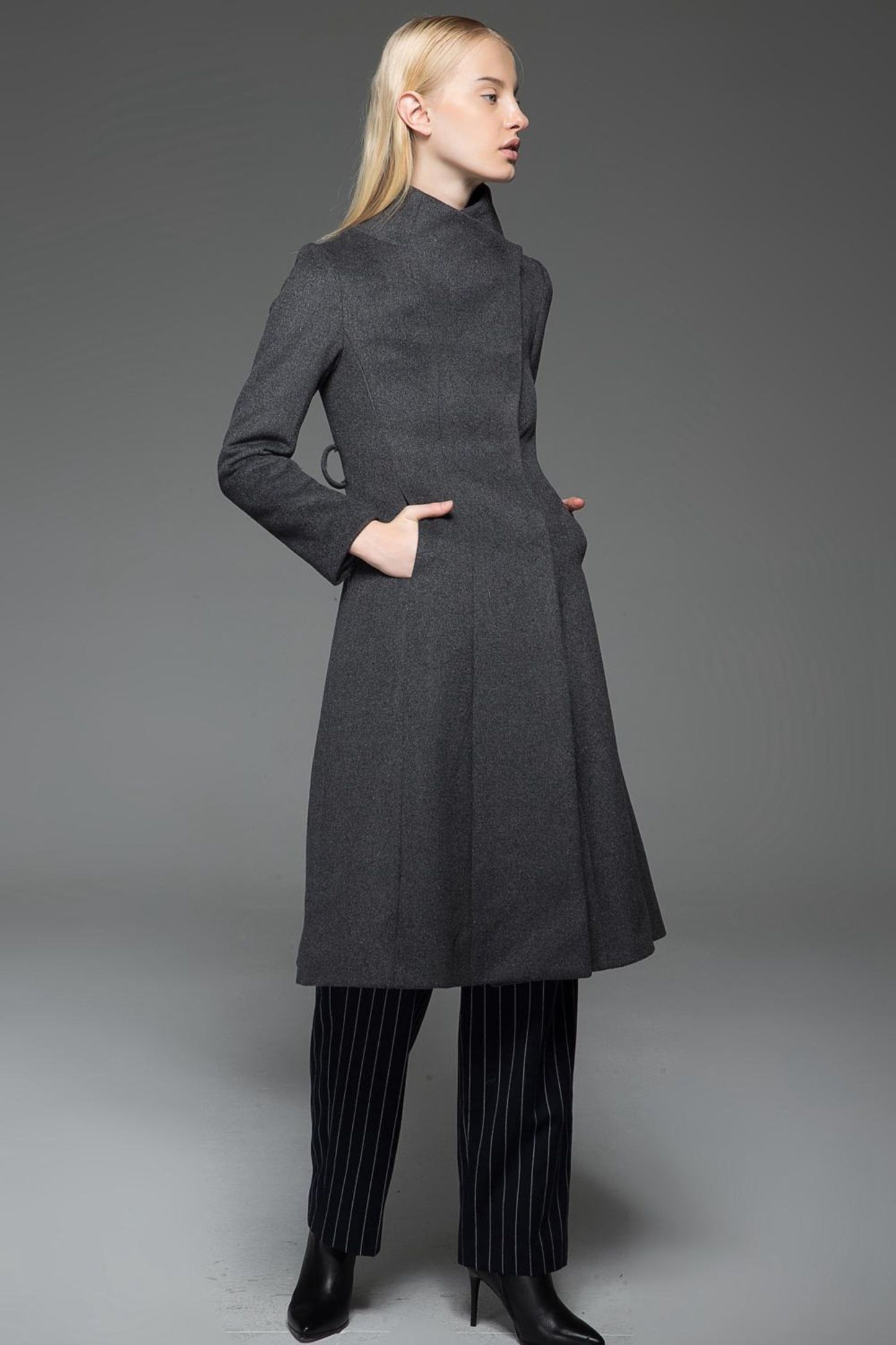 Gray Wool Coat with High Neck Collar, Pockets and Self-Tie Belt C758