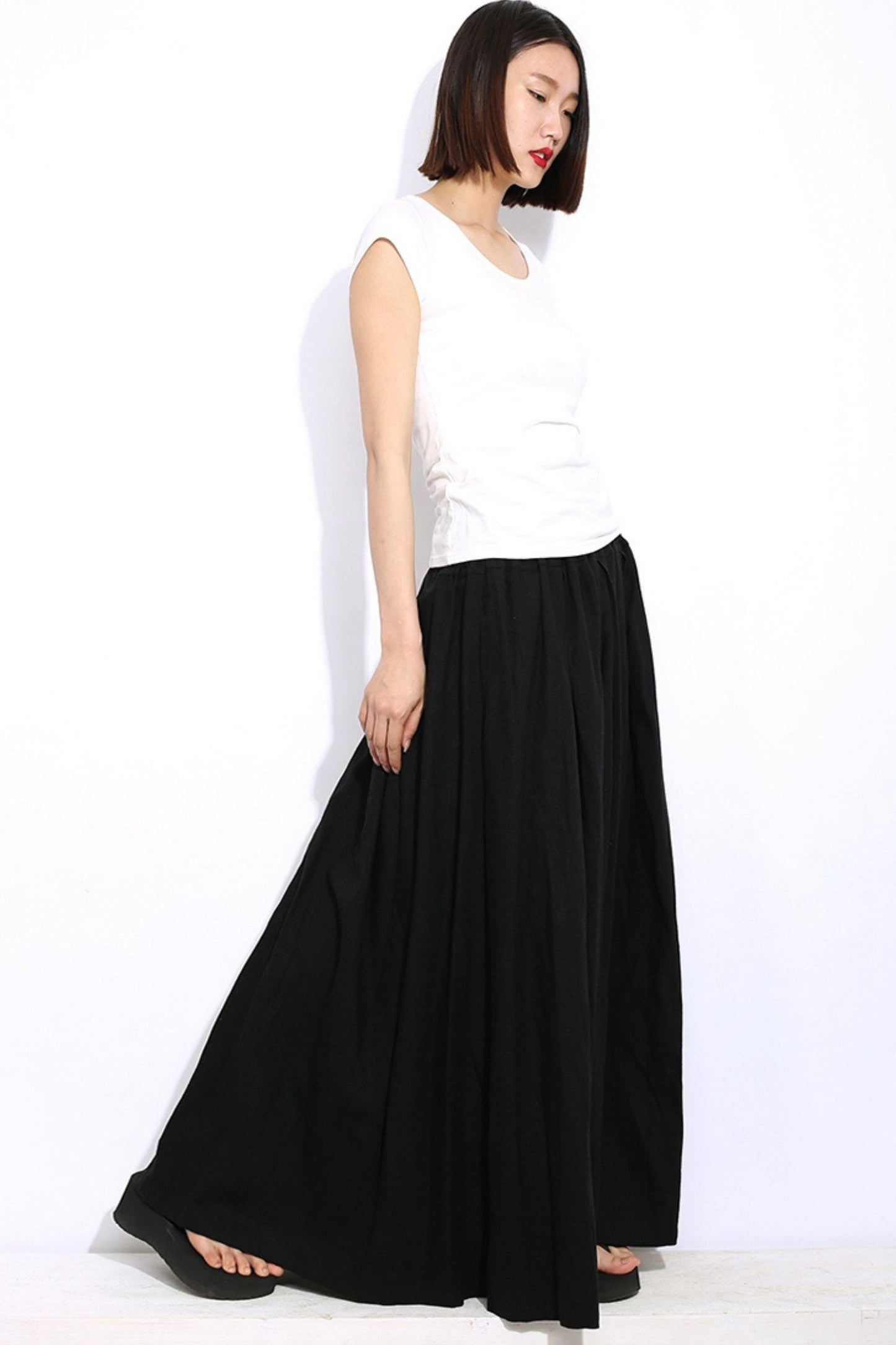 Black linen maxi long skirt C331