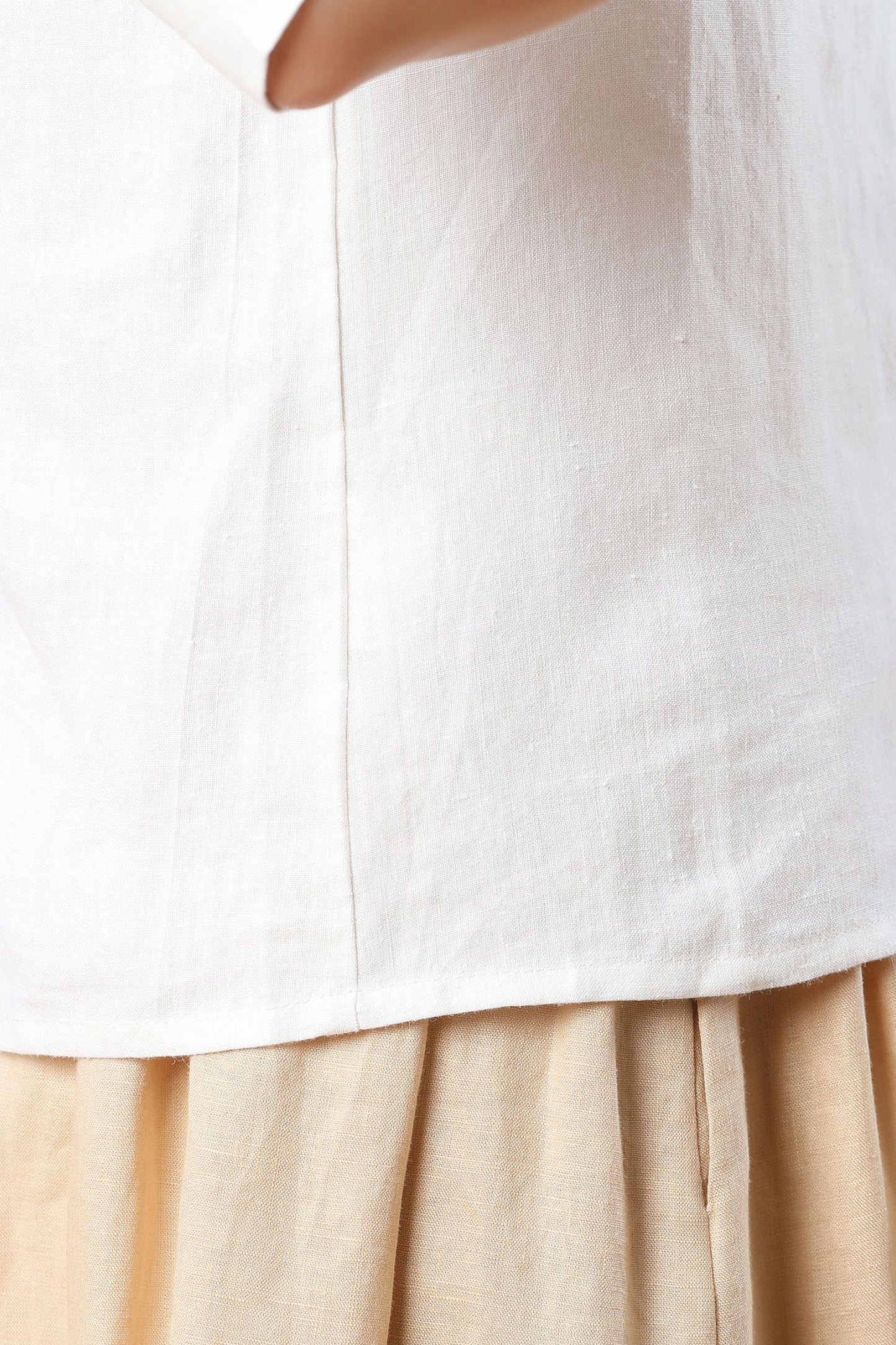 Women's White Linen Shirt C3280 -Size M #CK2300473