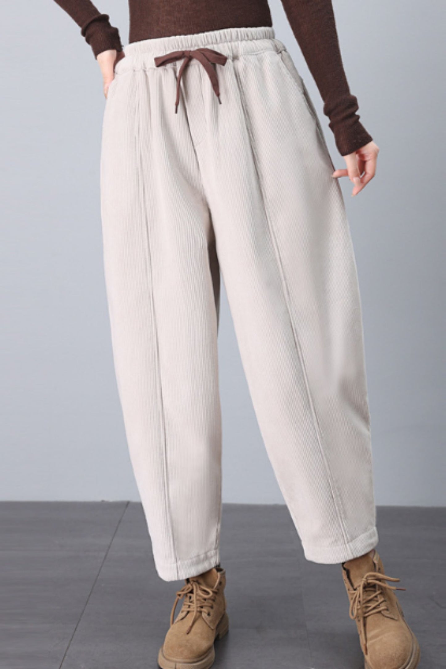 Elastic waist loose fitting corduroy pants C5127