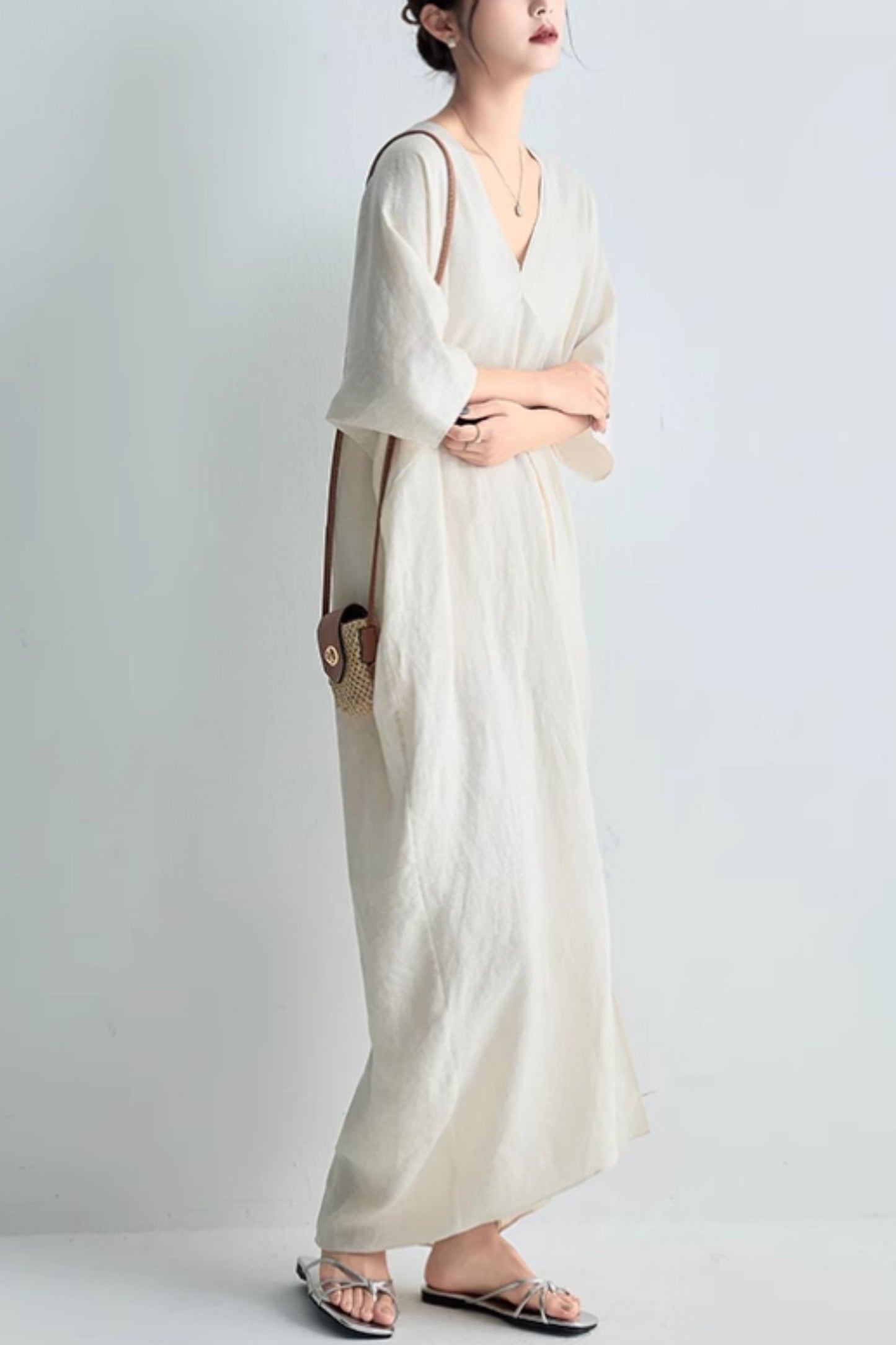 Loose fitting summer long linen dress C5063