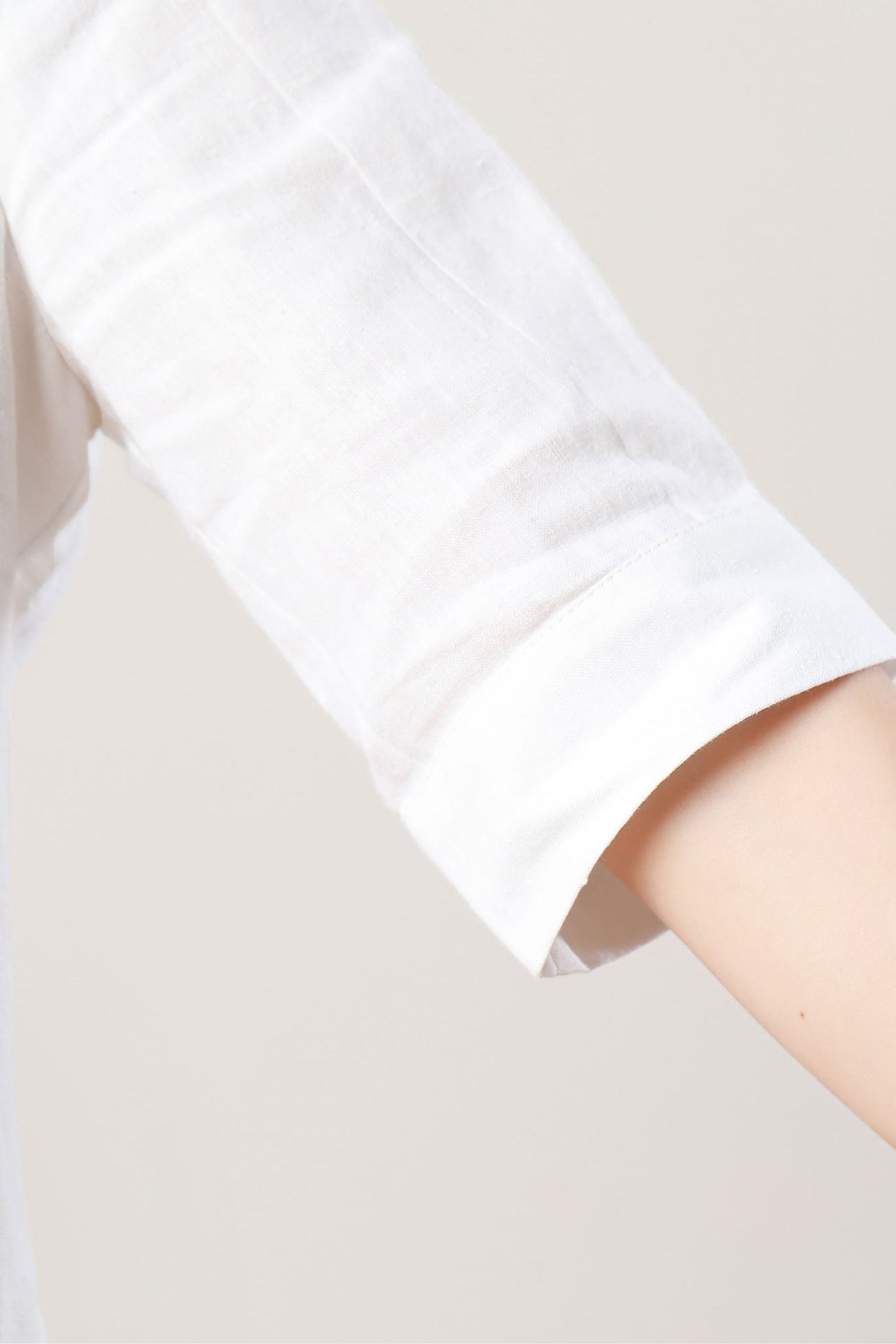Women's White Linen Shirt C3280 -Size M #CK2300473