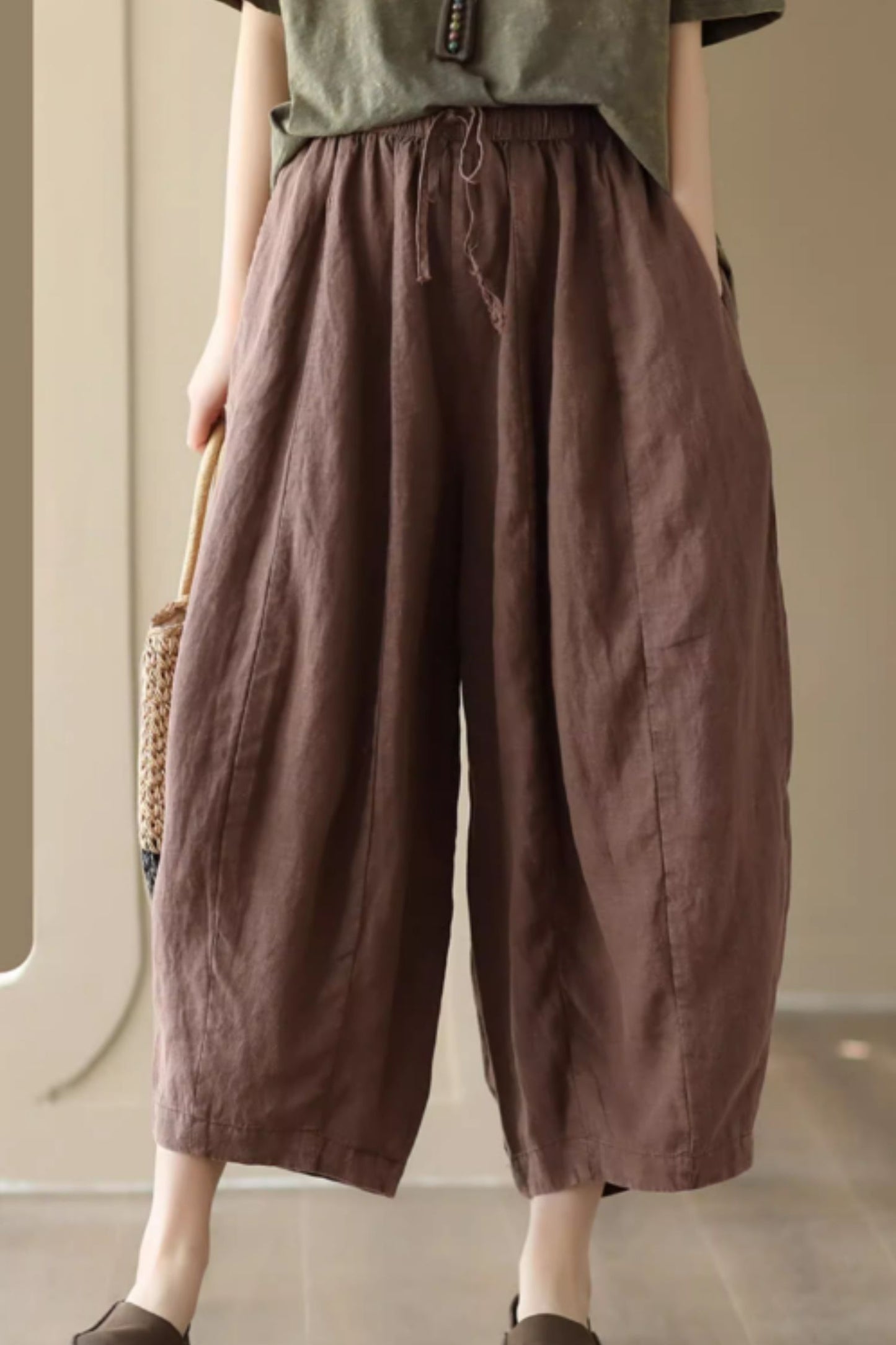 Loose fitting lantern linen pants C4425