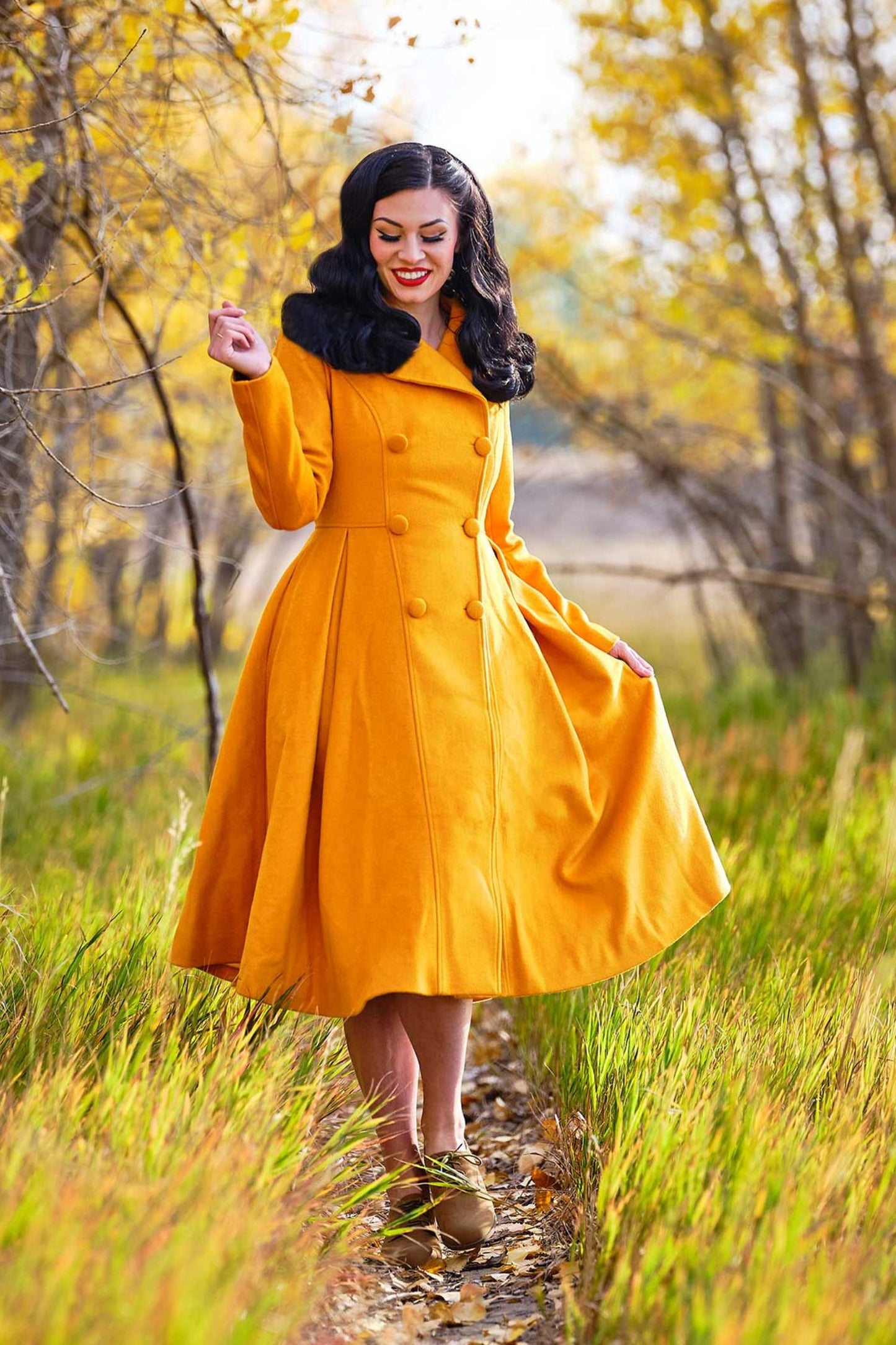 Double breasted fit and flare yellow wool coat C1768