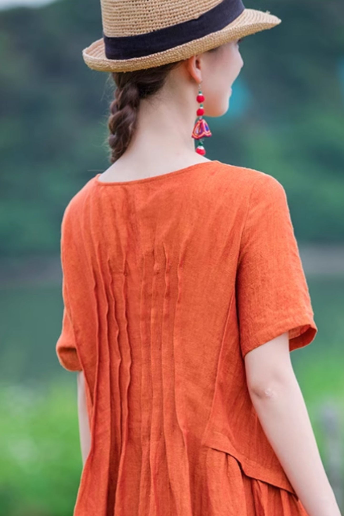 Midi length linen dress with pleating details C5060