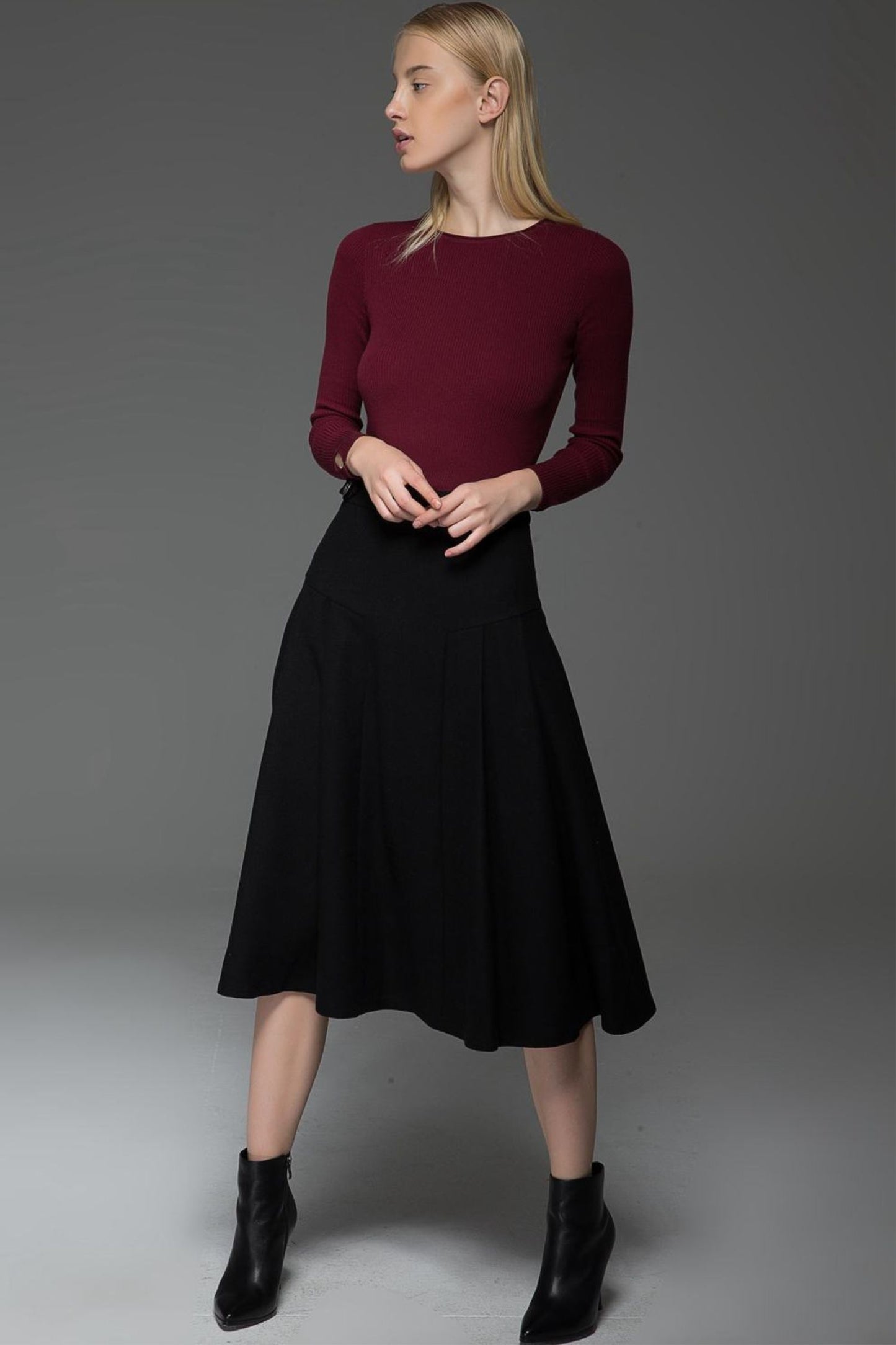 Classic black winter midi wool skirt C771