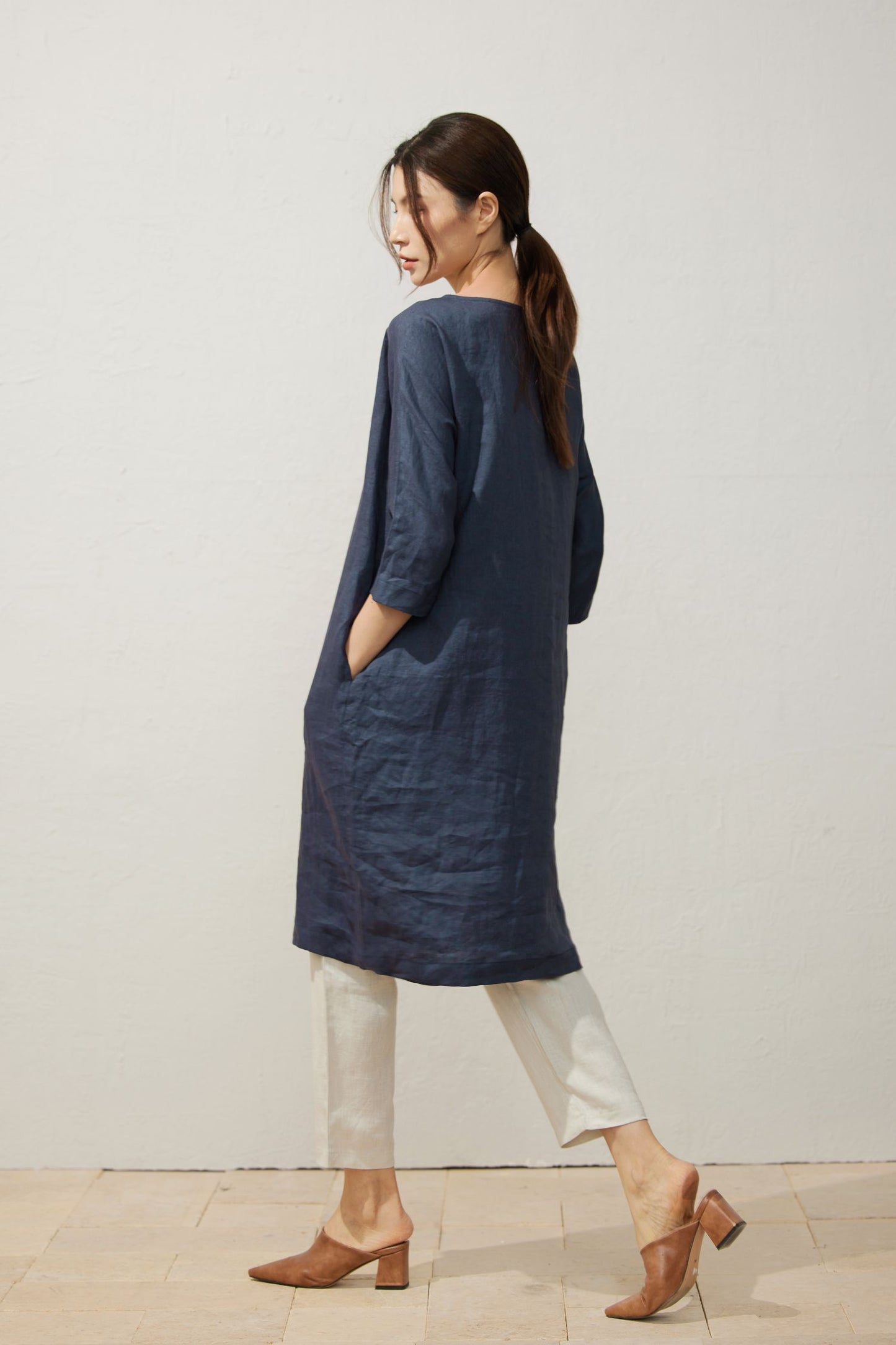 Elegant Navy Blue Linen Dress C3927