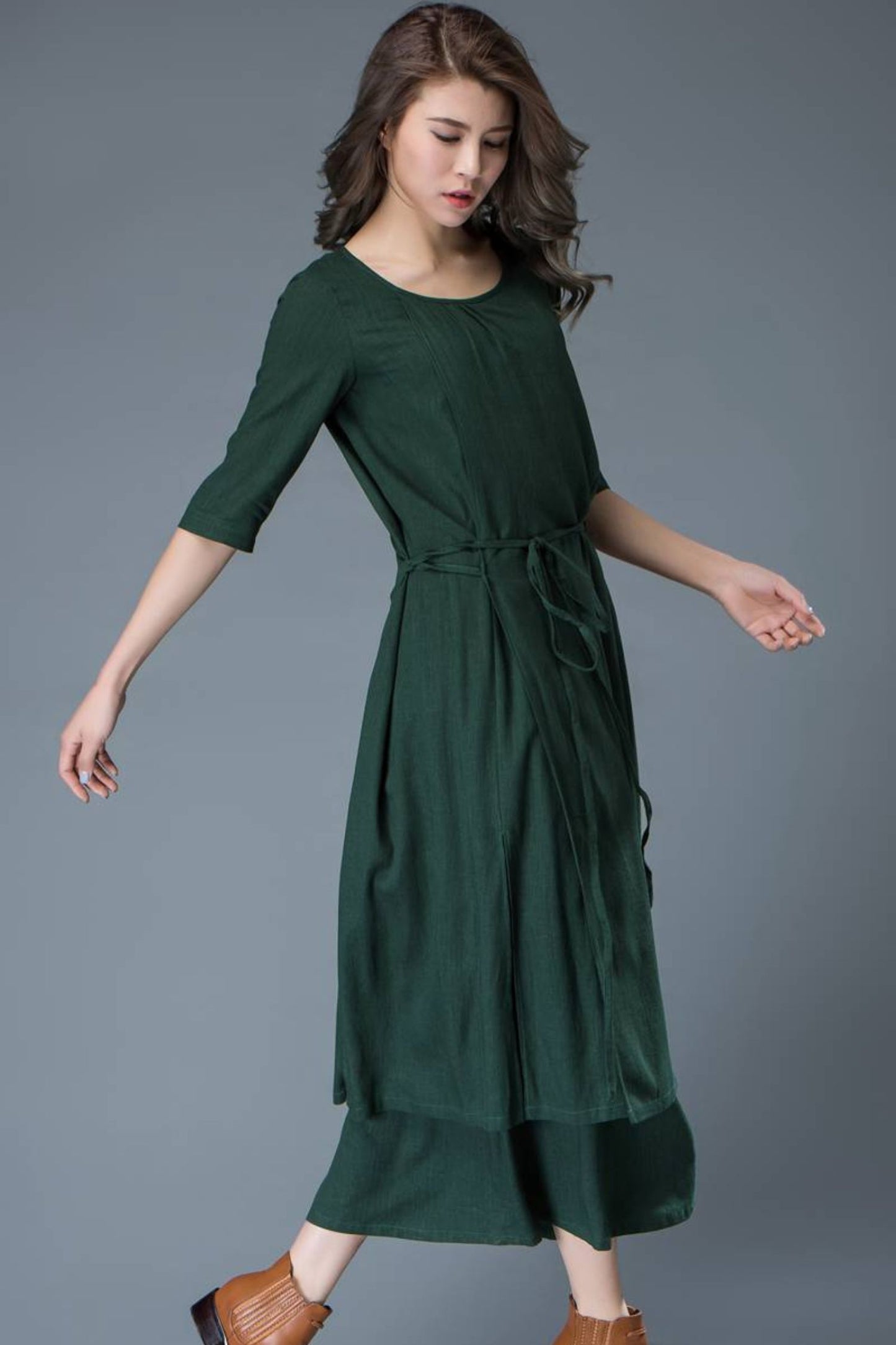 Emerald Green Loose-Fitted Layered Long Length Woman's Dress with Half Sleeves C806