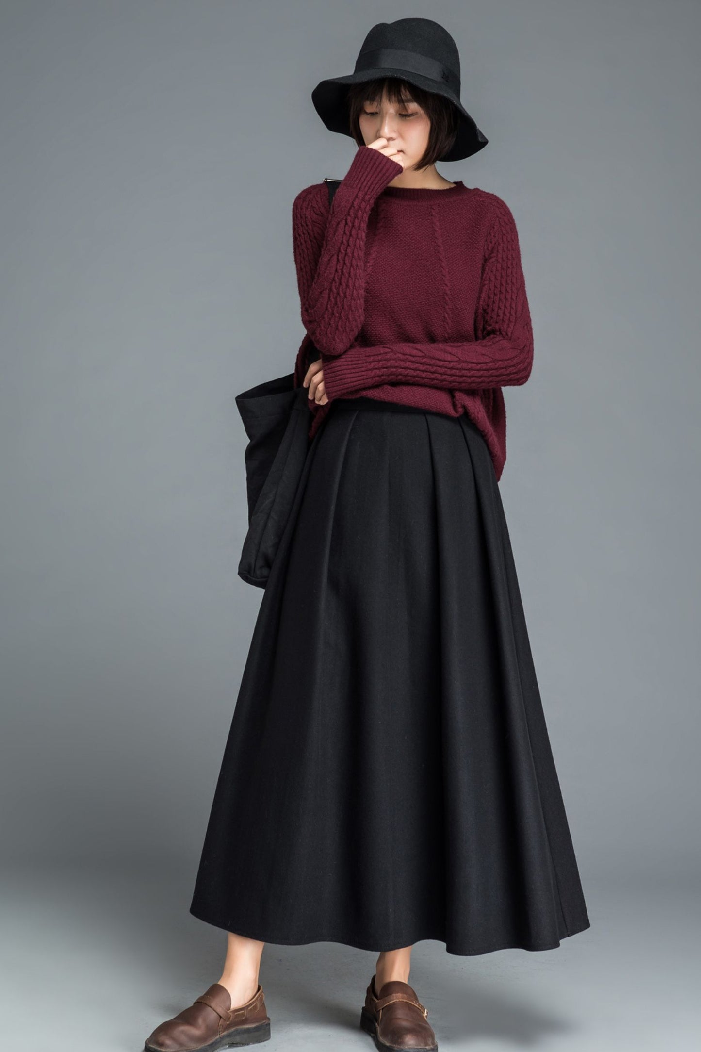 Fit and flare black long wool skirt C1208