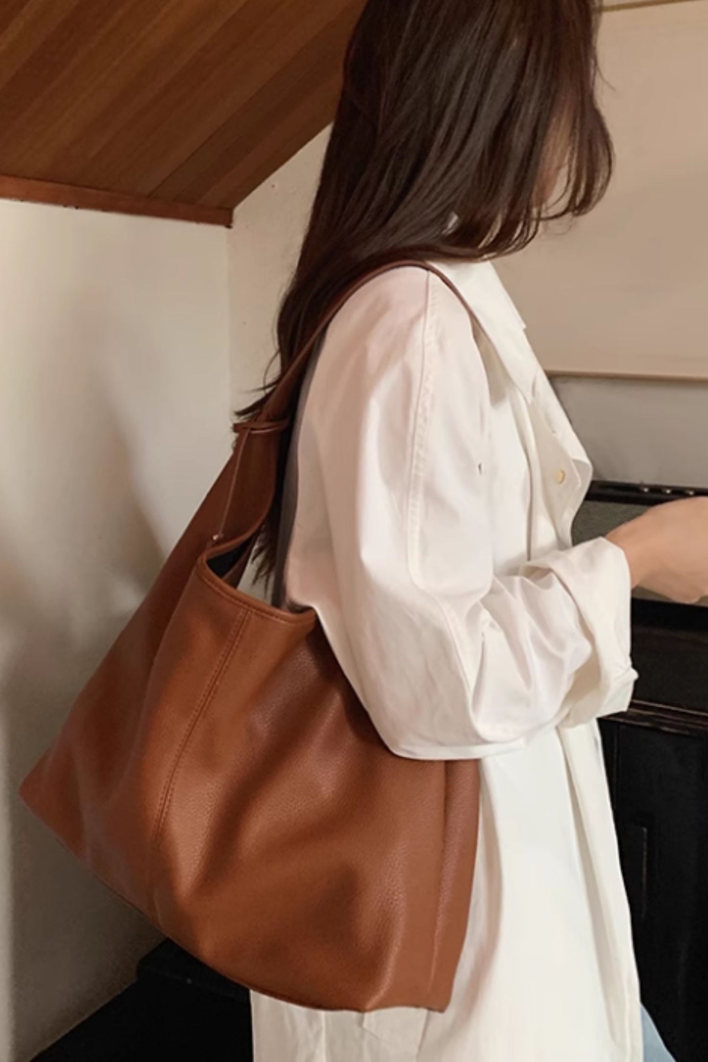Leather single shoulder bag for women C4757