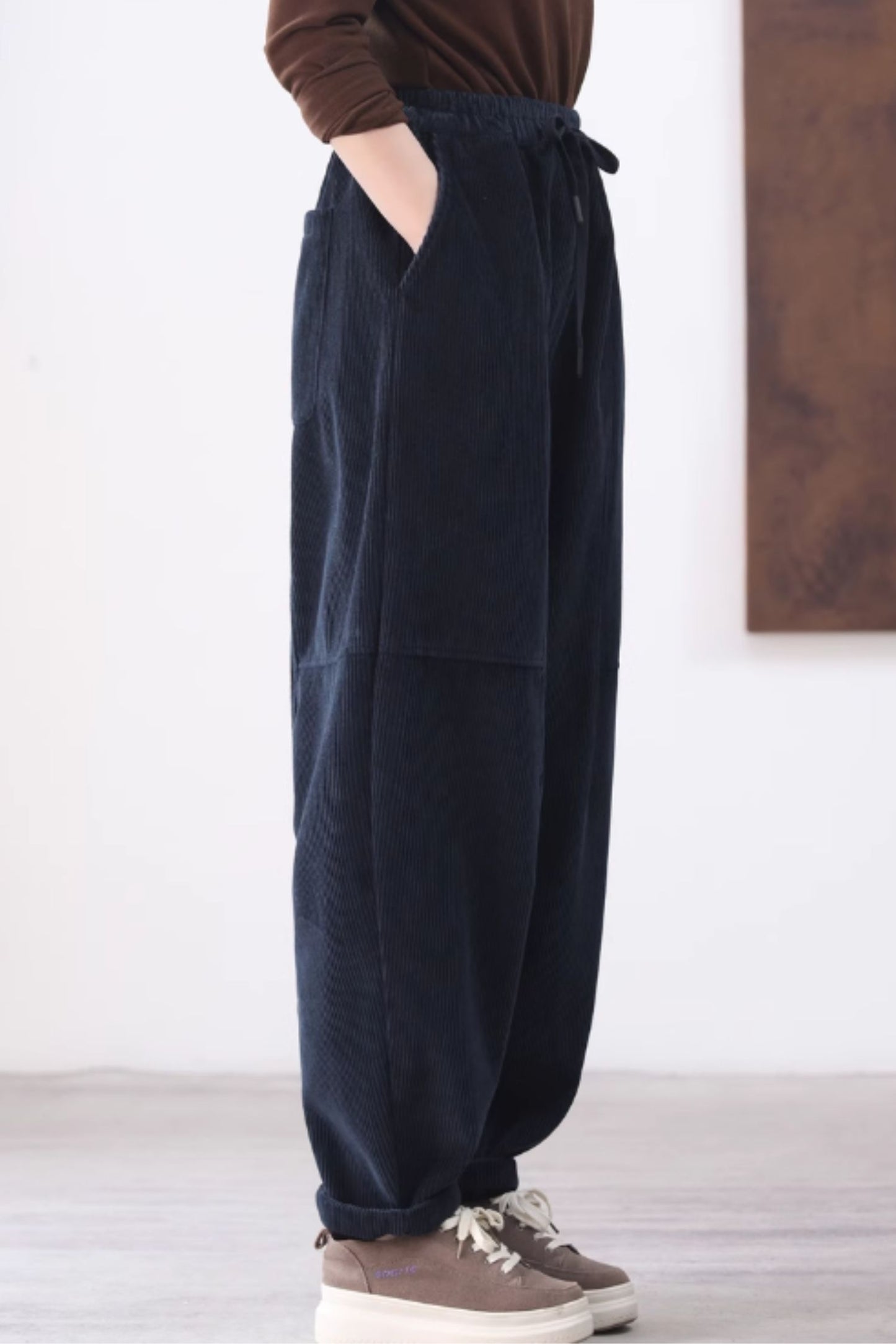 Loose fitting long corduroy pants C5108