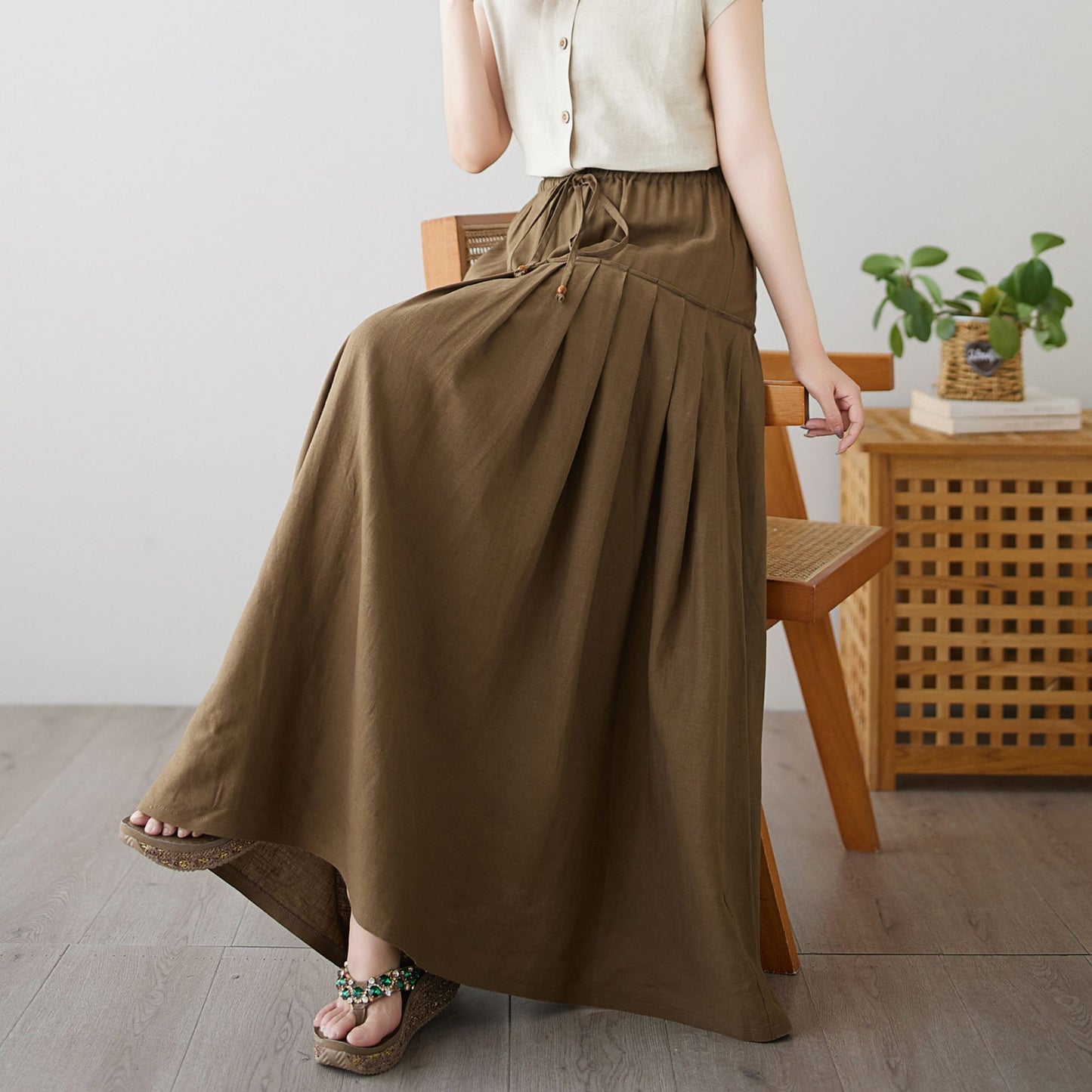 Brown Flowy Pleated A-line Skirt c4892