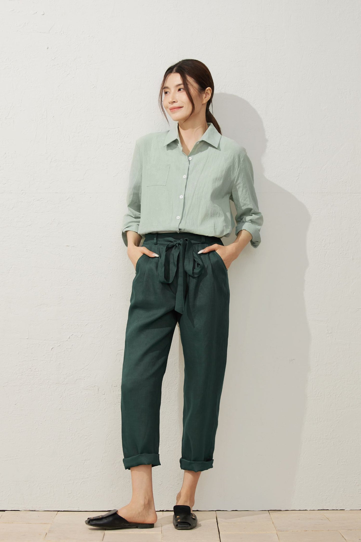 Women's Stylish Green Linen Pants C3935
