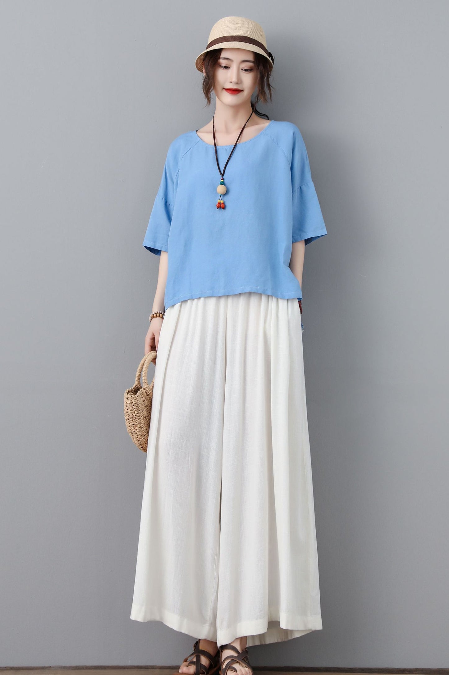 Loose fitting blue linen blouse C2302