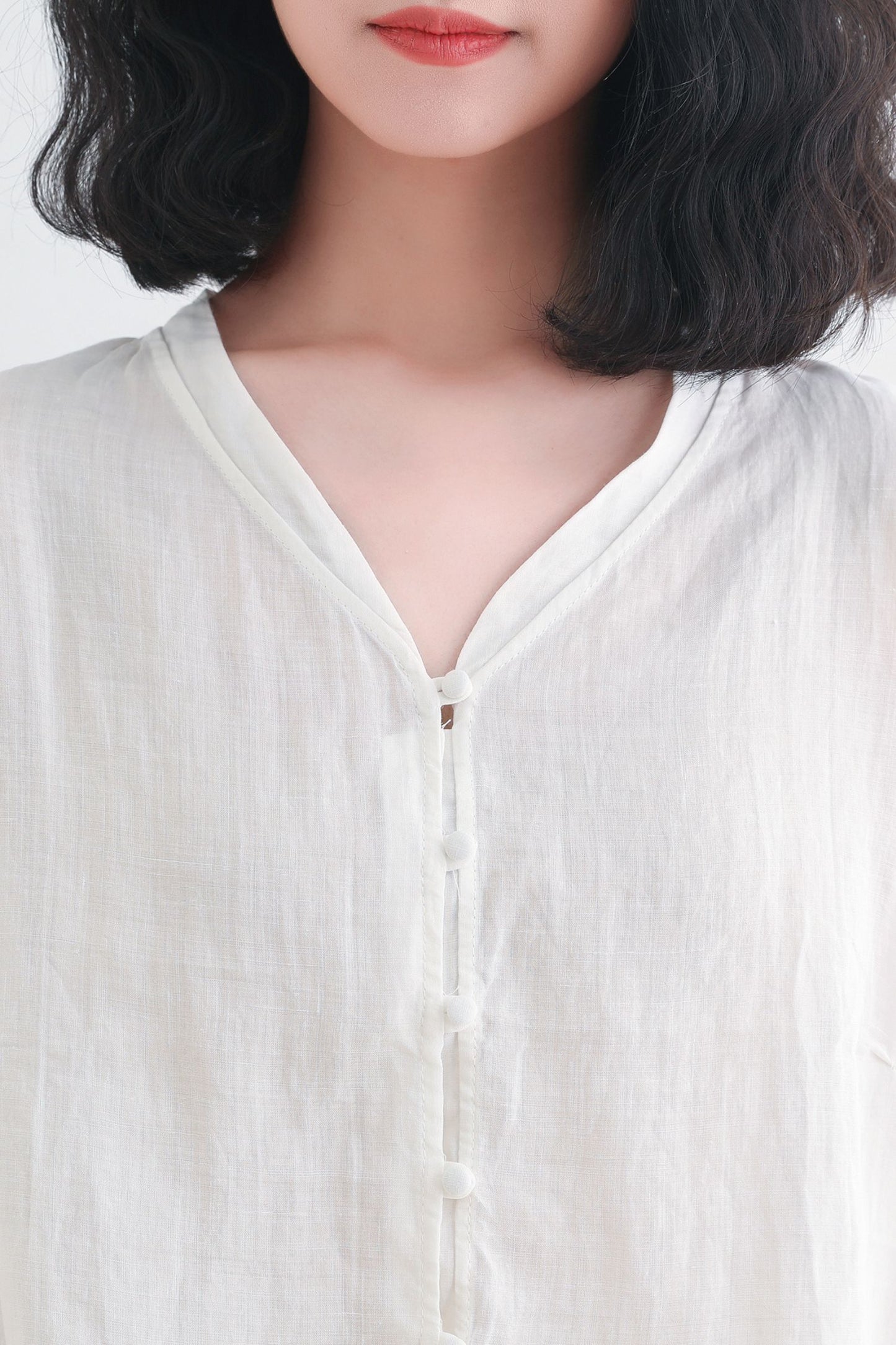 White Linen V-neck Summer Oversized Short Sleeve Casual Blouse C2712