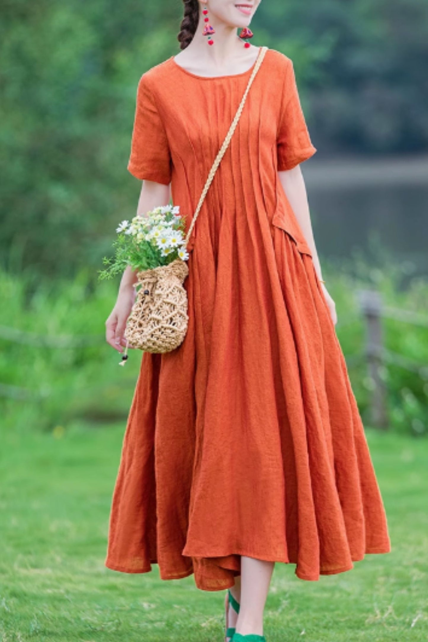 Midi length linen dress with pleating details C5060