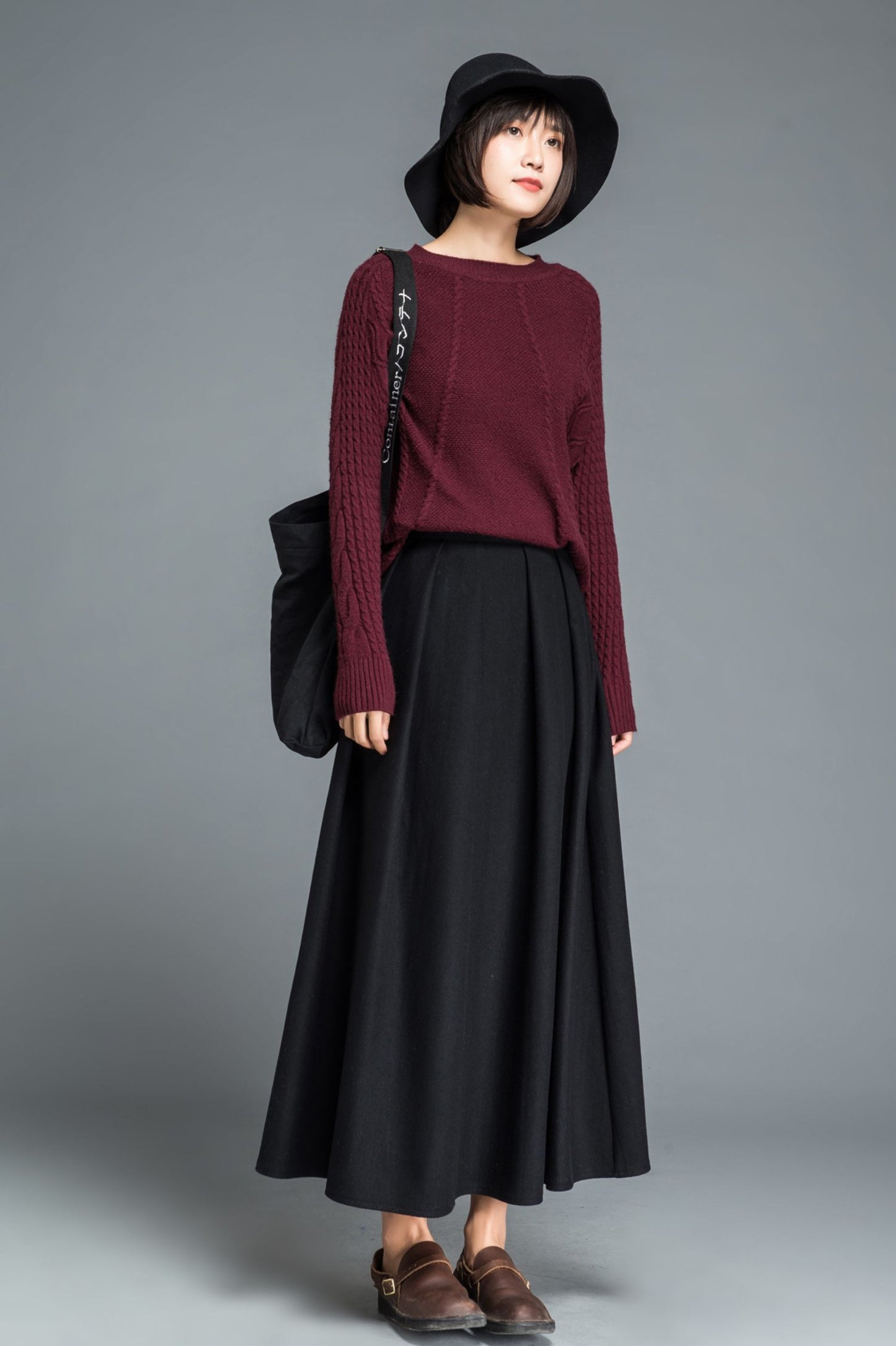 Fit and flare black long wool skirt C1208