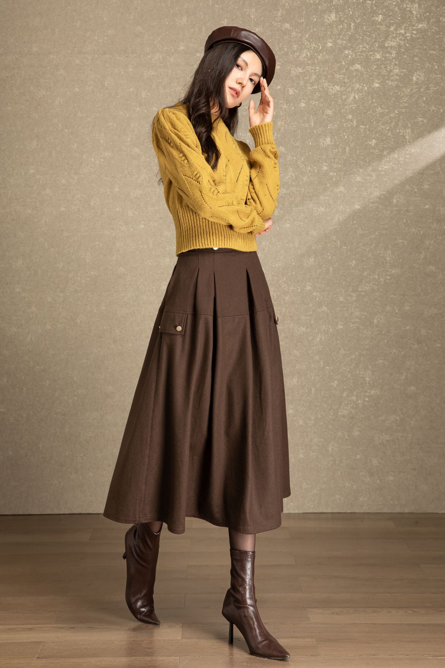 Brown midi winter wool skirt with pockets C4485