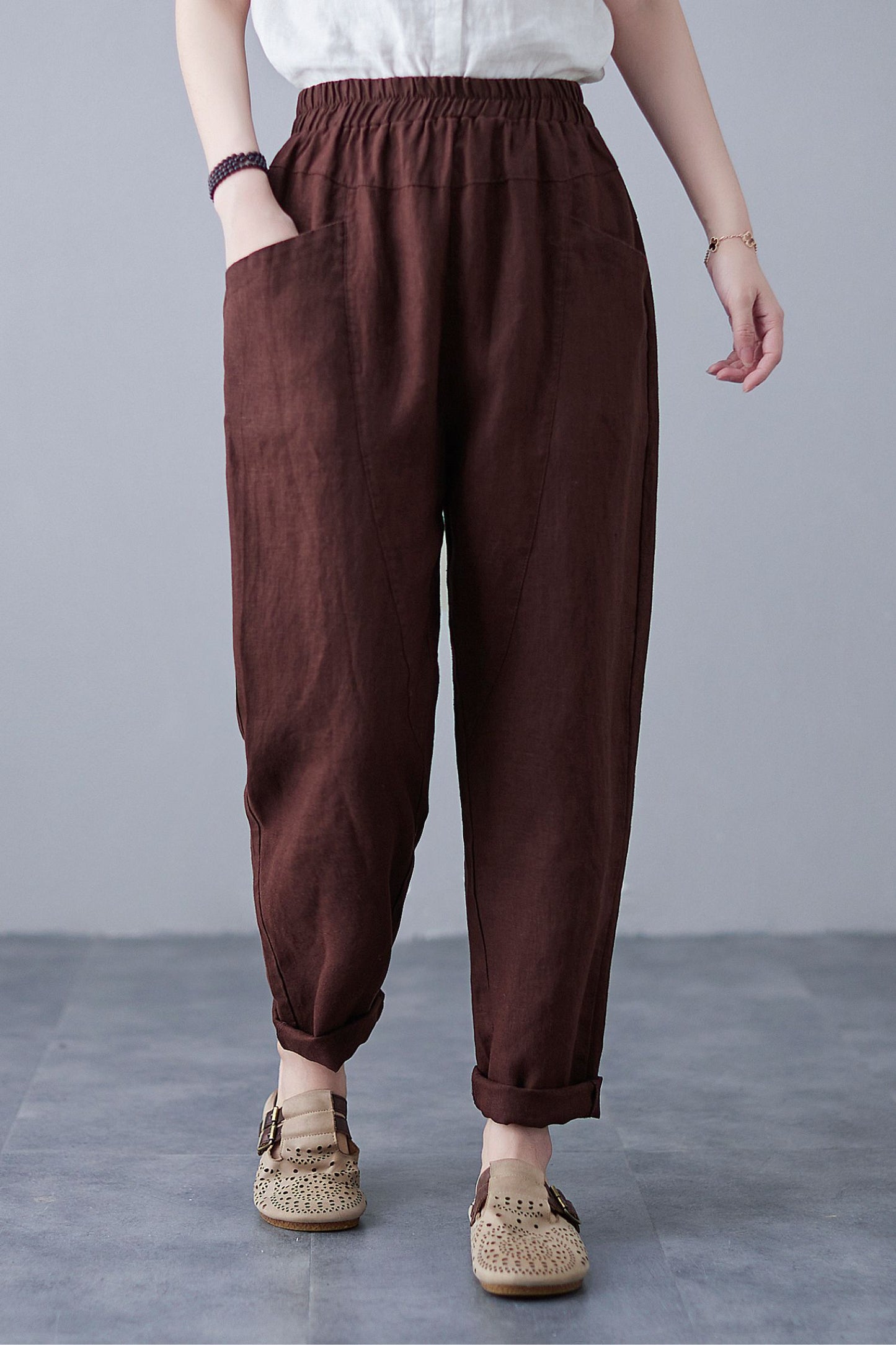 Brown Casual Cropped Linen Pants C2124