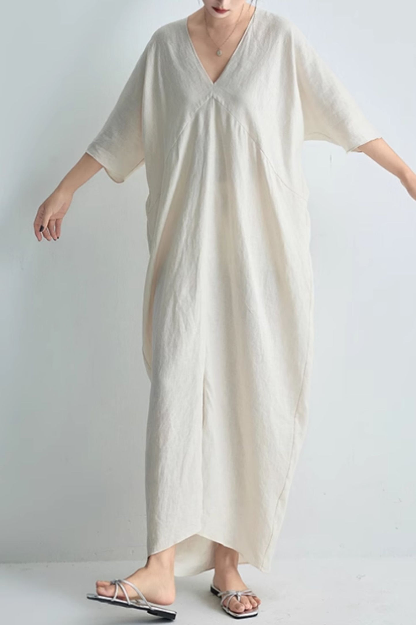 Loose fitting summer long linen dress C5063