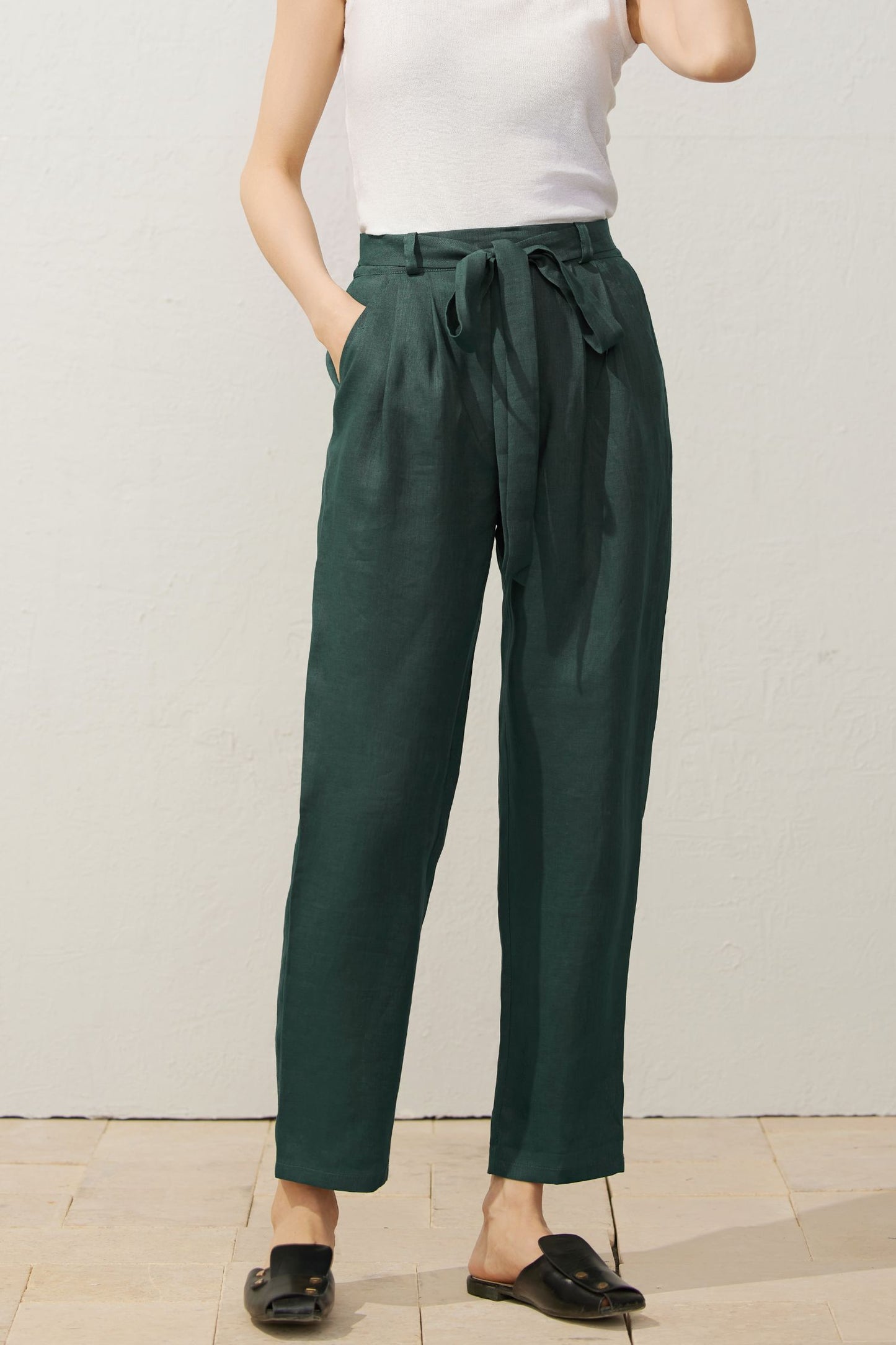Women's Stylish Green Linen Pants C3935