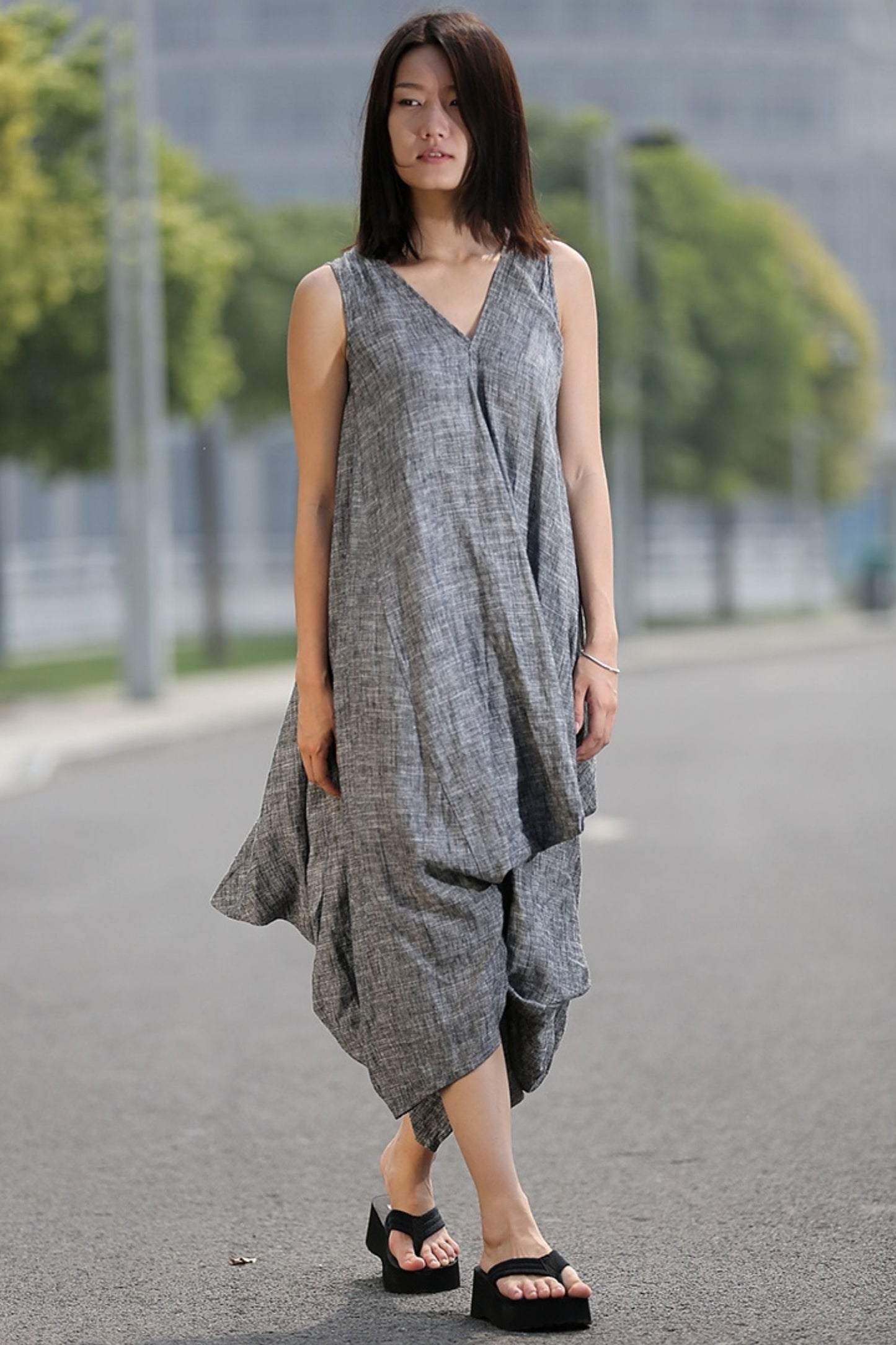 Grey Loose-Fitting V neck Linen Dress C257