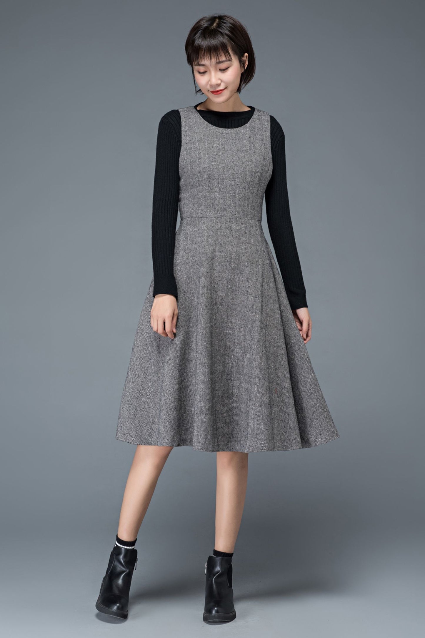 Sleeveless fit and flare winter wool dress C1191
