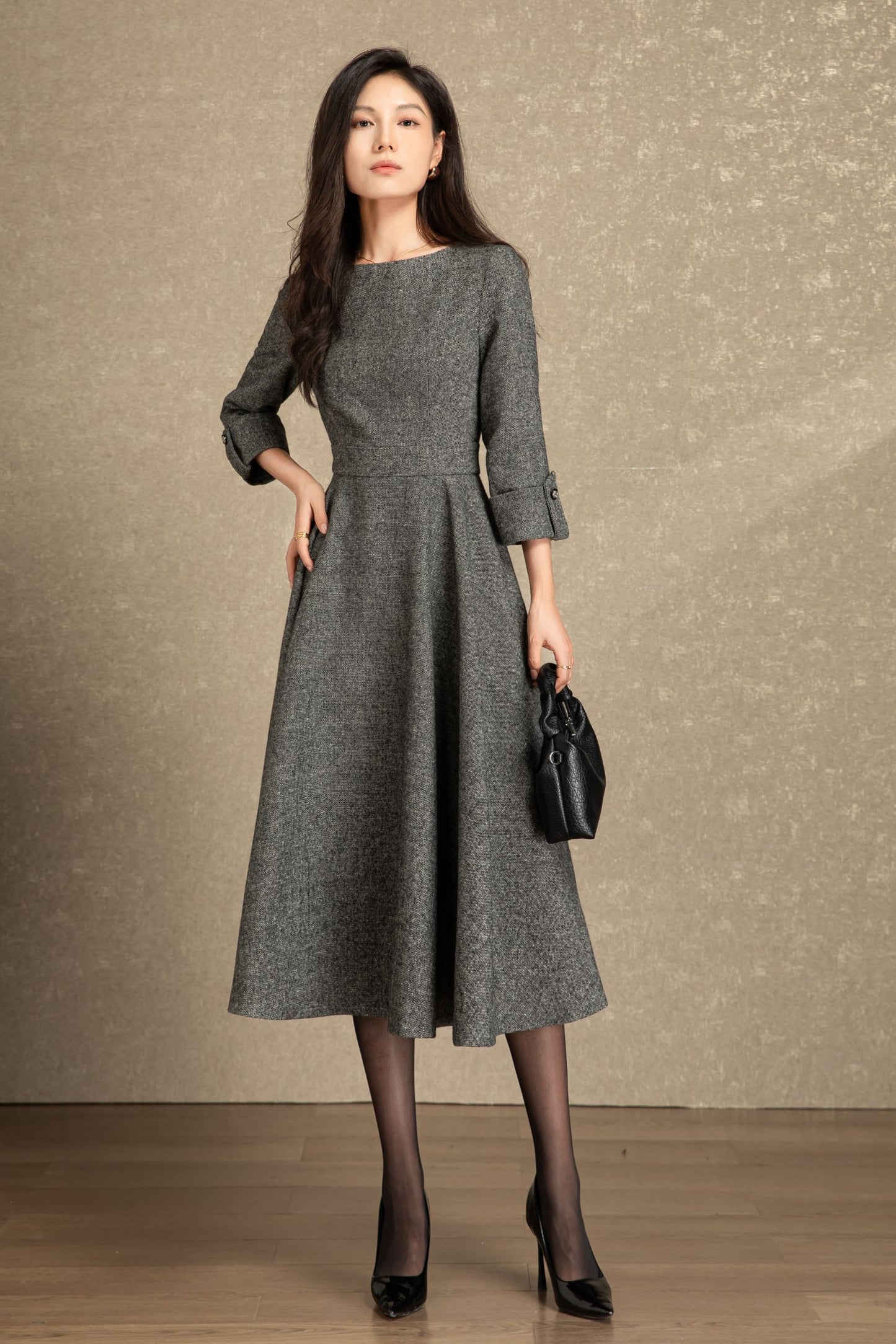 Gray midi fit and flare wool dress C4495