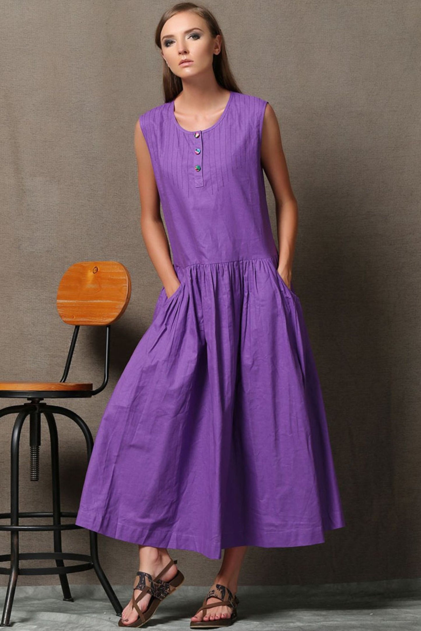 Purple Linen Dress - Loose-Fitting Fit and Flare Sleeveless Womens Dress with Pockets C541