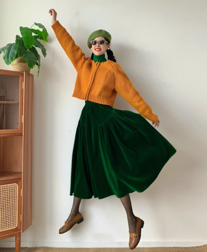 Green midi velvet winter skirt women C4539