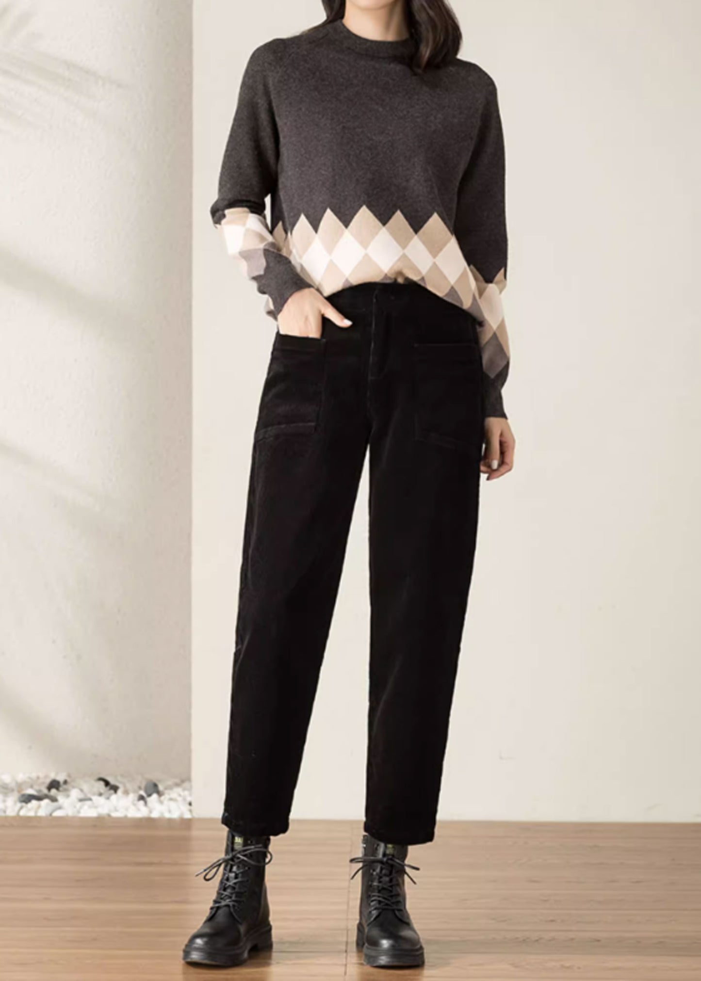 Women's Tapered Pants, Elastic Waist Corduroy Pants C3509