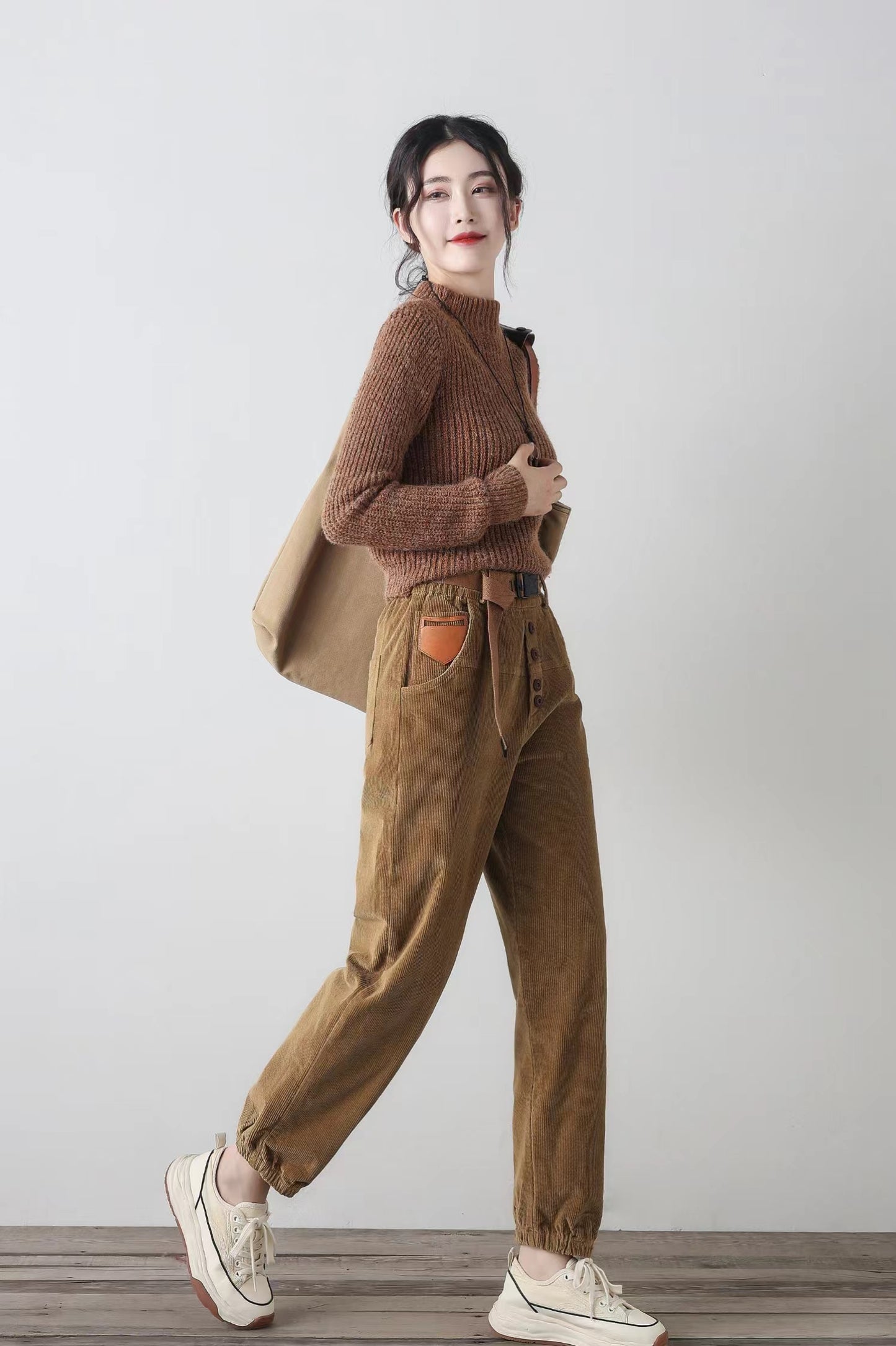 Long casual corduroy pants for women C4347