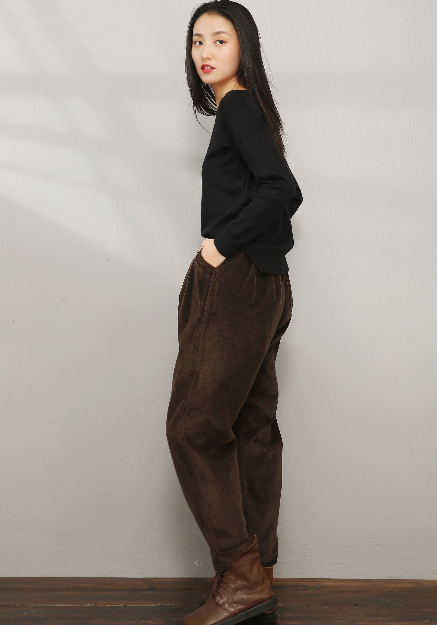 Brown Elastic Waist Corduroy Pants C196301