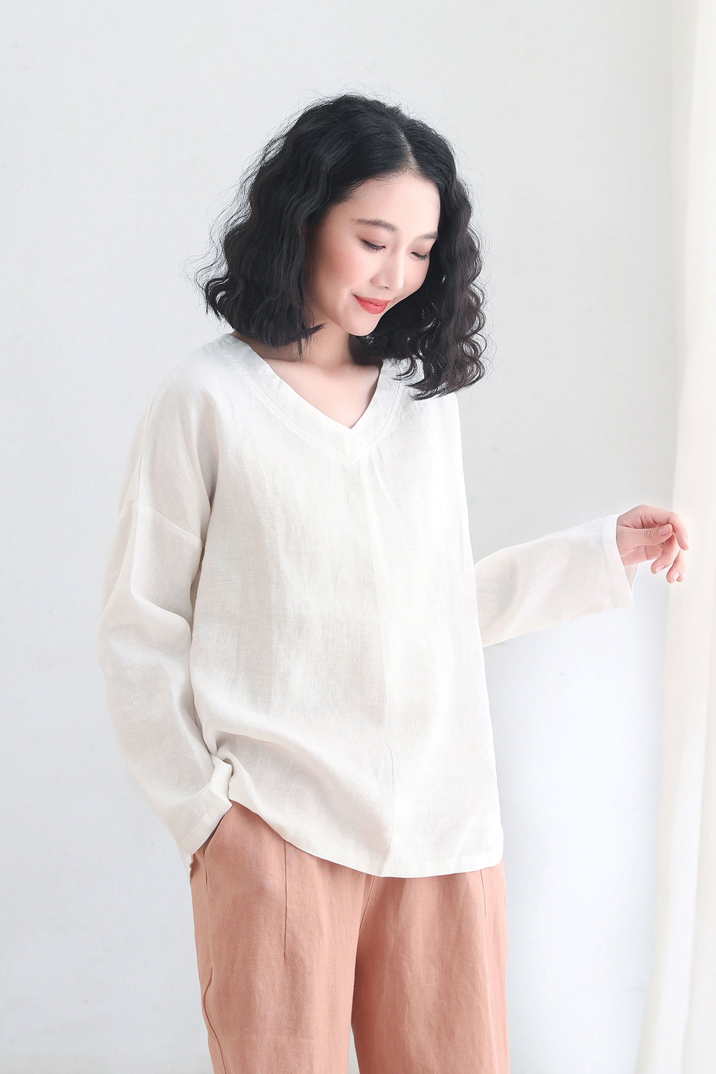 White Loose Fit Long Sleeve Linen Tops C2696