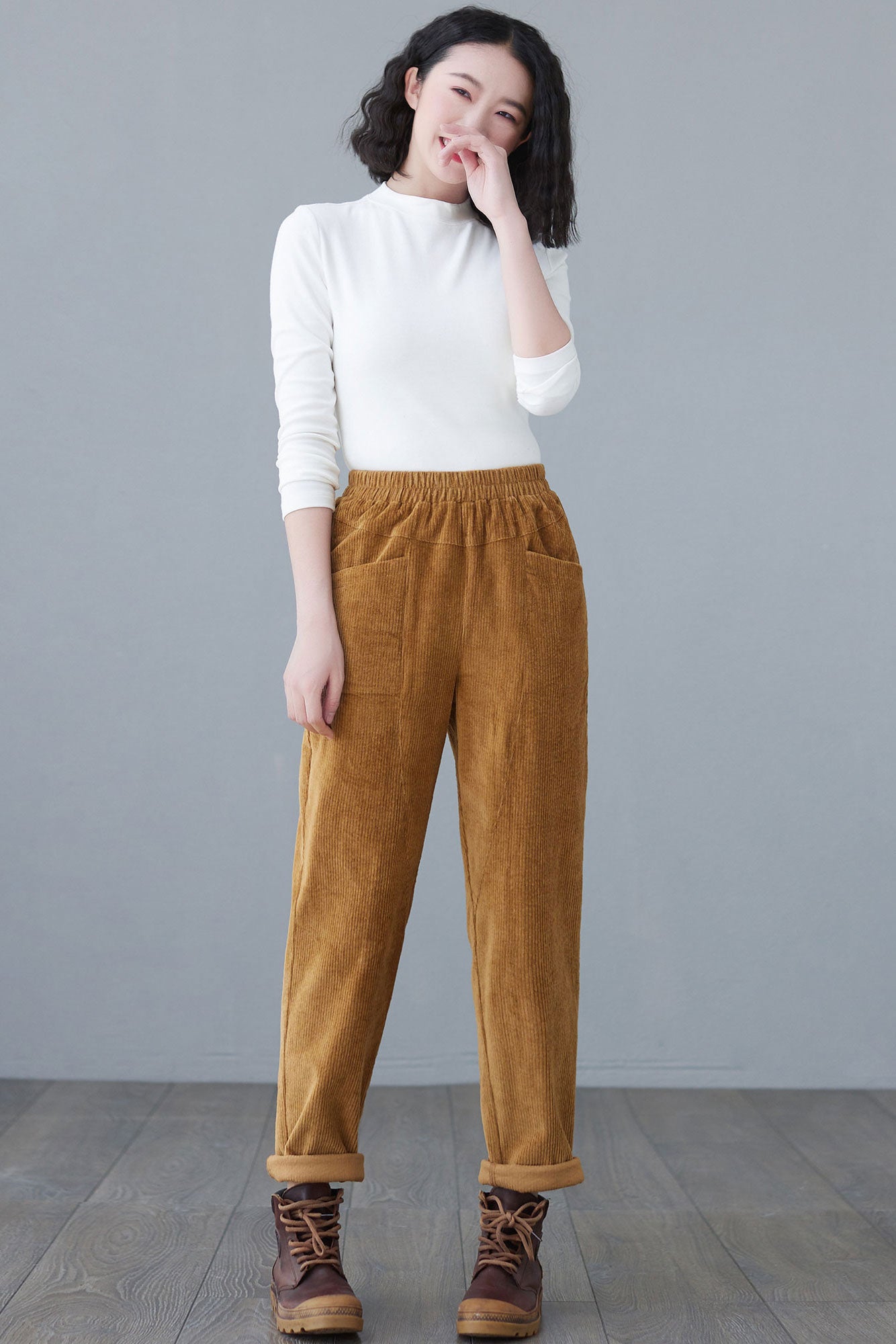Women's Elastic Waist Corduroy Pants C2620