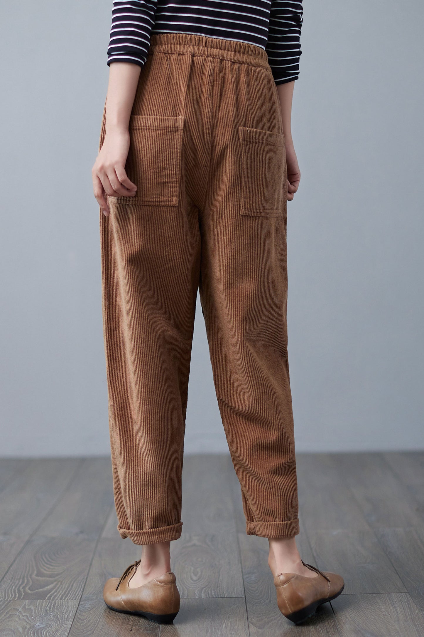 Caramel Elastic Waist Cropped Corduroy Pants C2504
