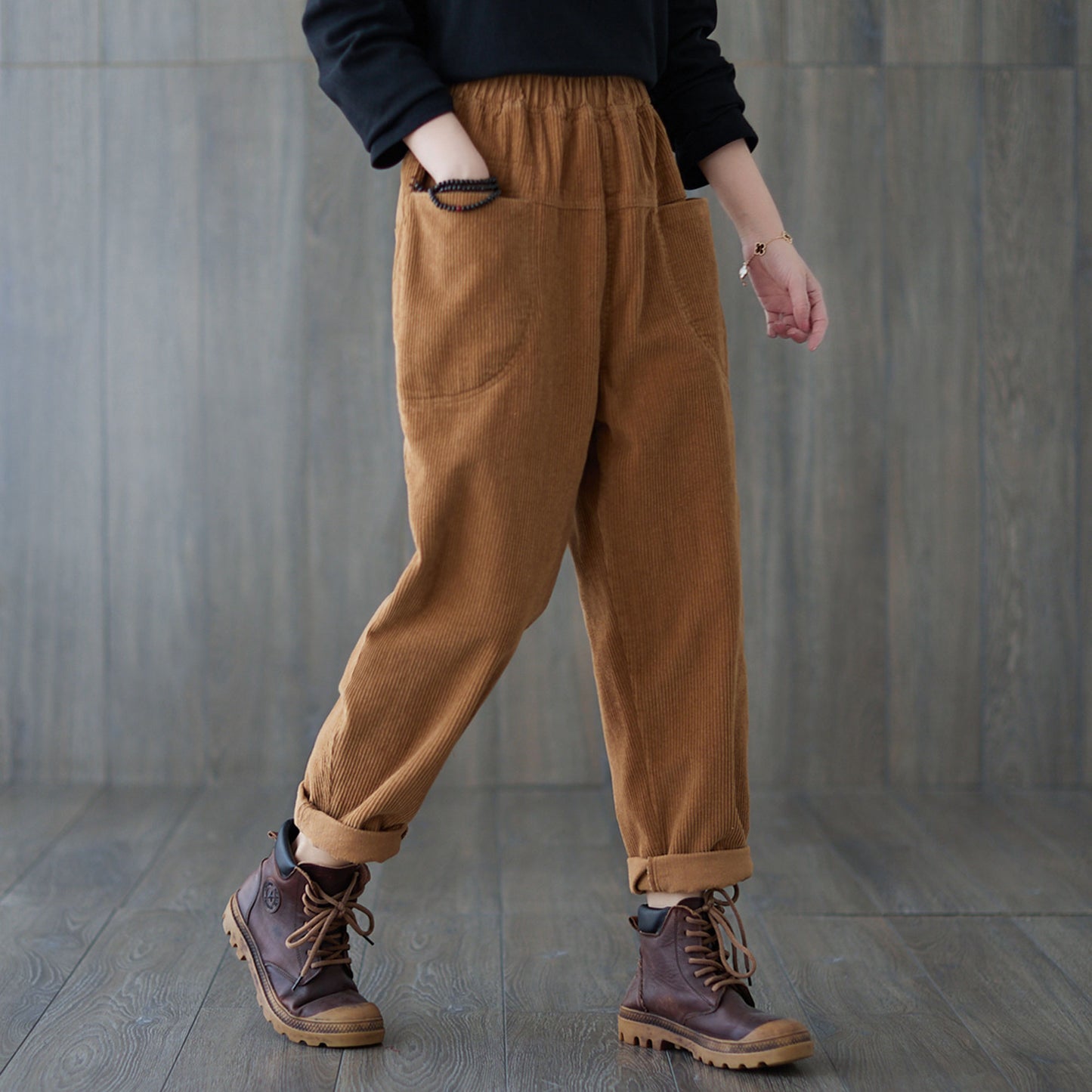 Brown Casual Elastic Waist Corduroy Pants C181801