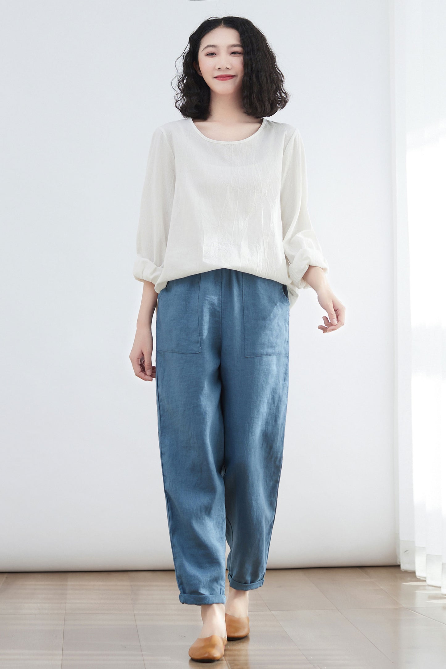 Womens Cropped Slacks Pants in Blue C2676